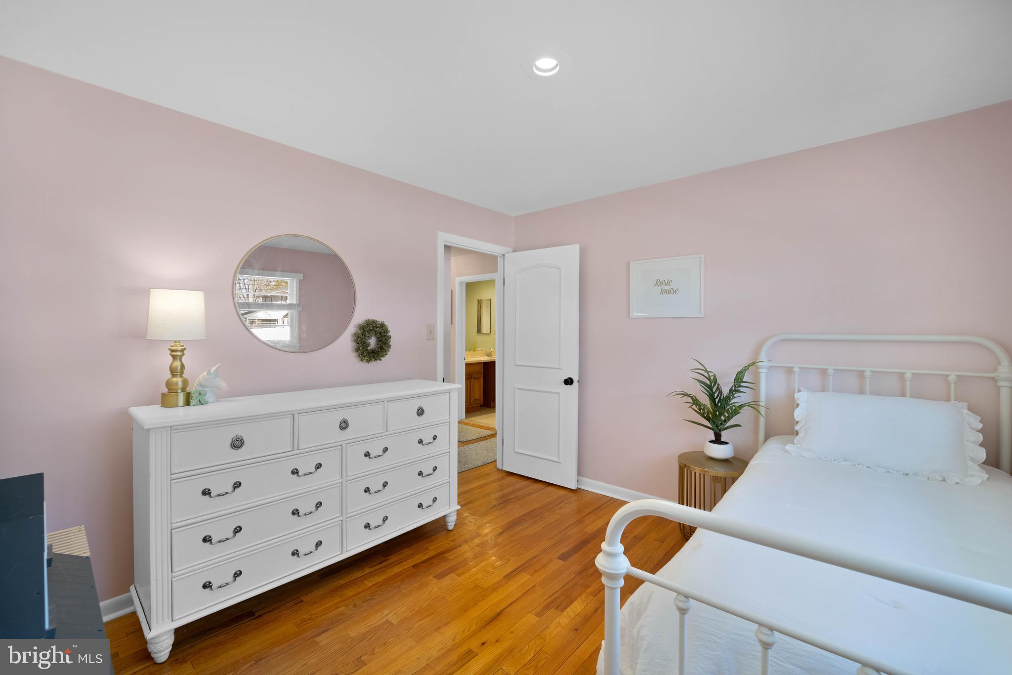 ADMIRAL HEIGHTS - Residential