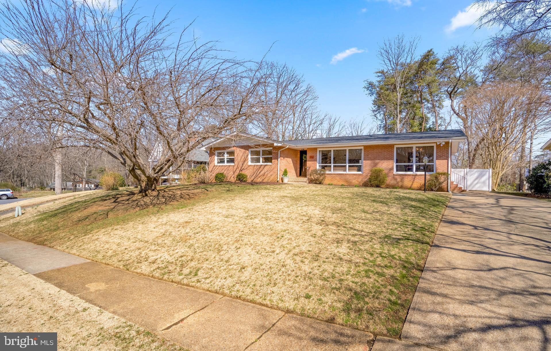 ADMIRAL HEIGHTS - Residential