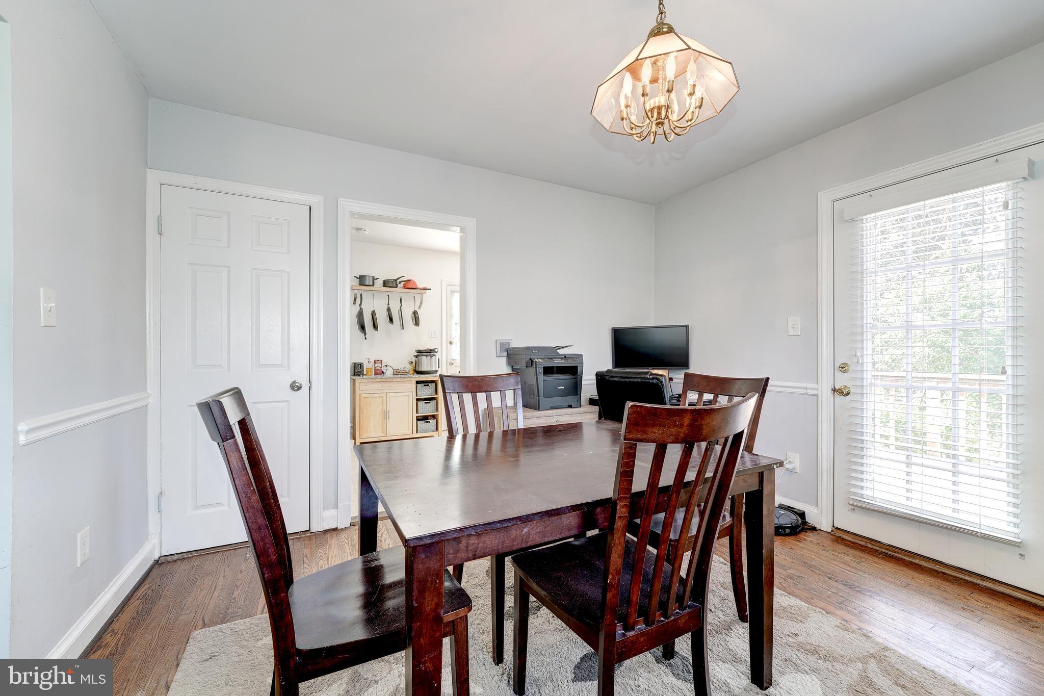 BRANDON VILLAGE - Residential Lease
