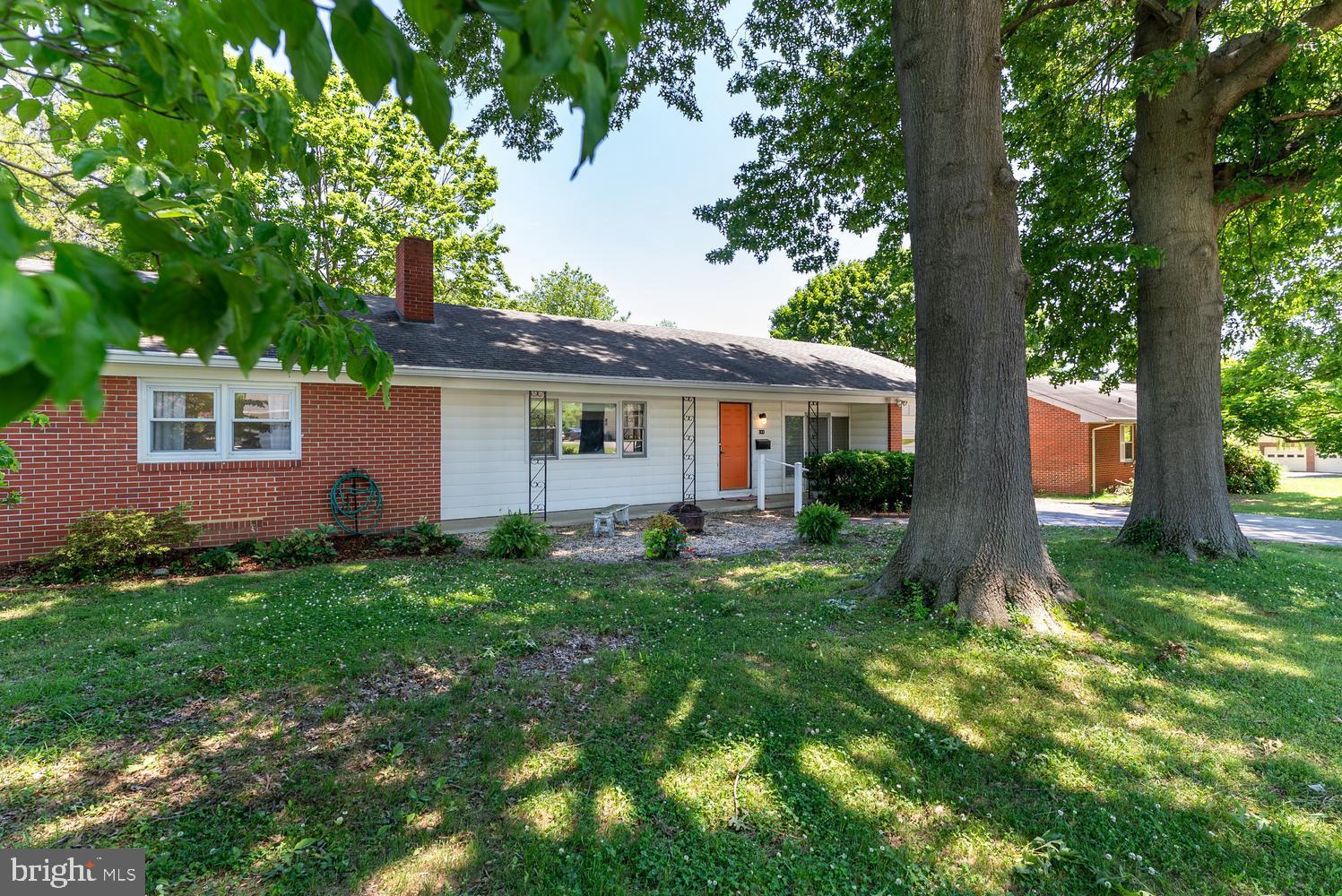 COLLEGE HEIGHTS - Residential