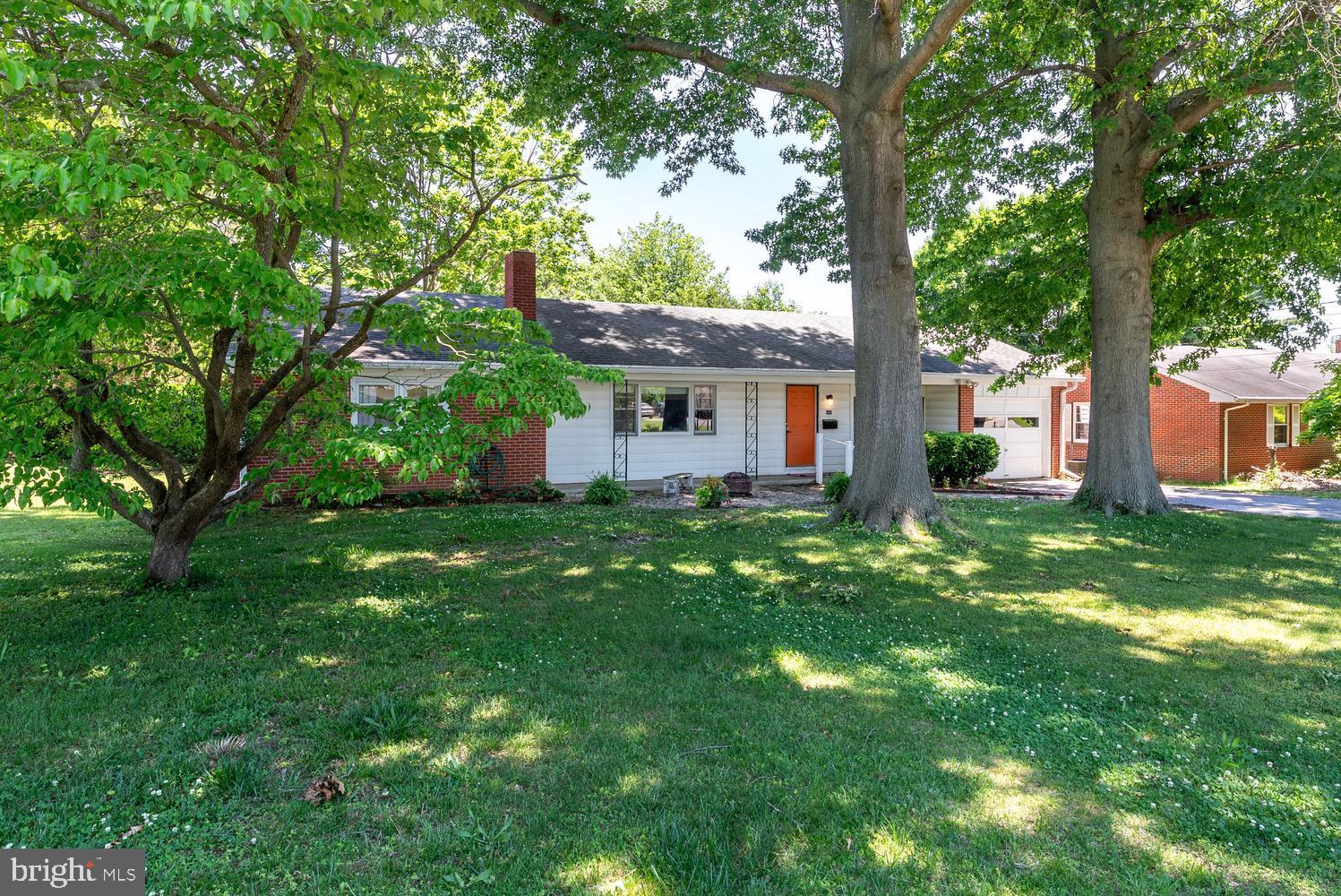 COLLEGE HEIGHTS - Residential