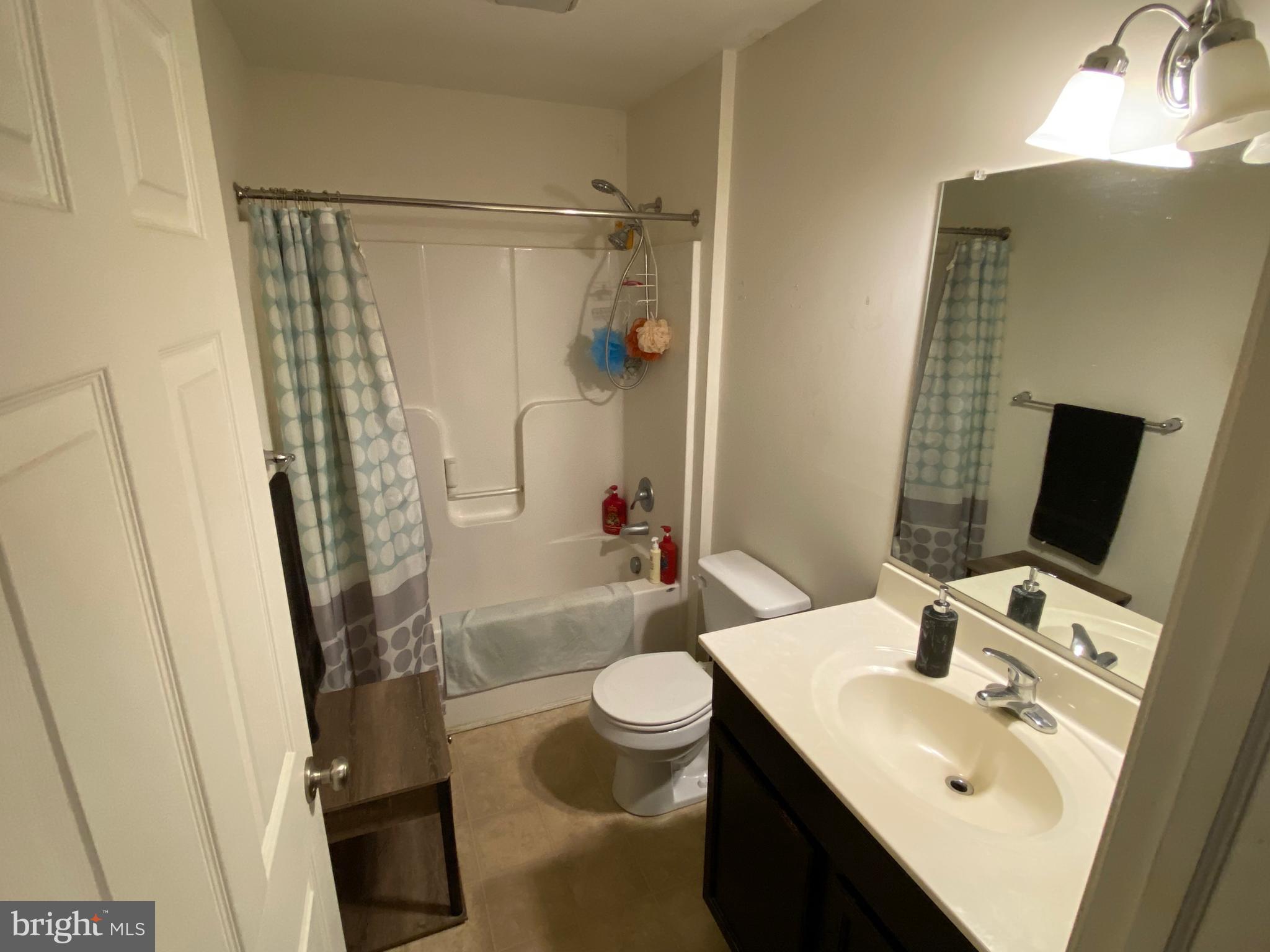 TIDBURY CROSSING - Residential