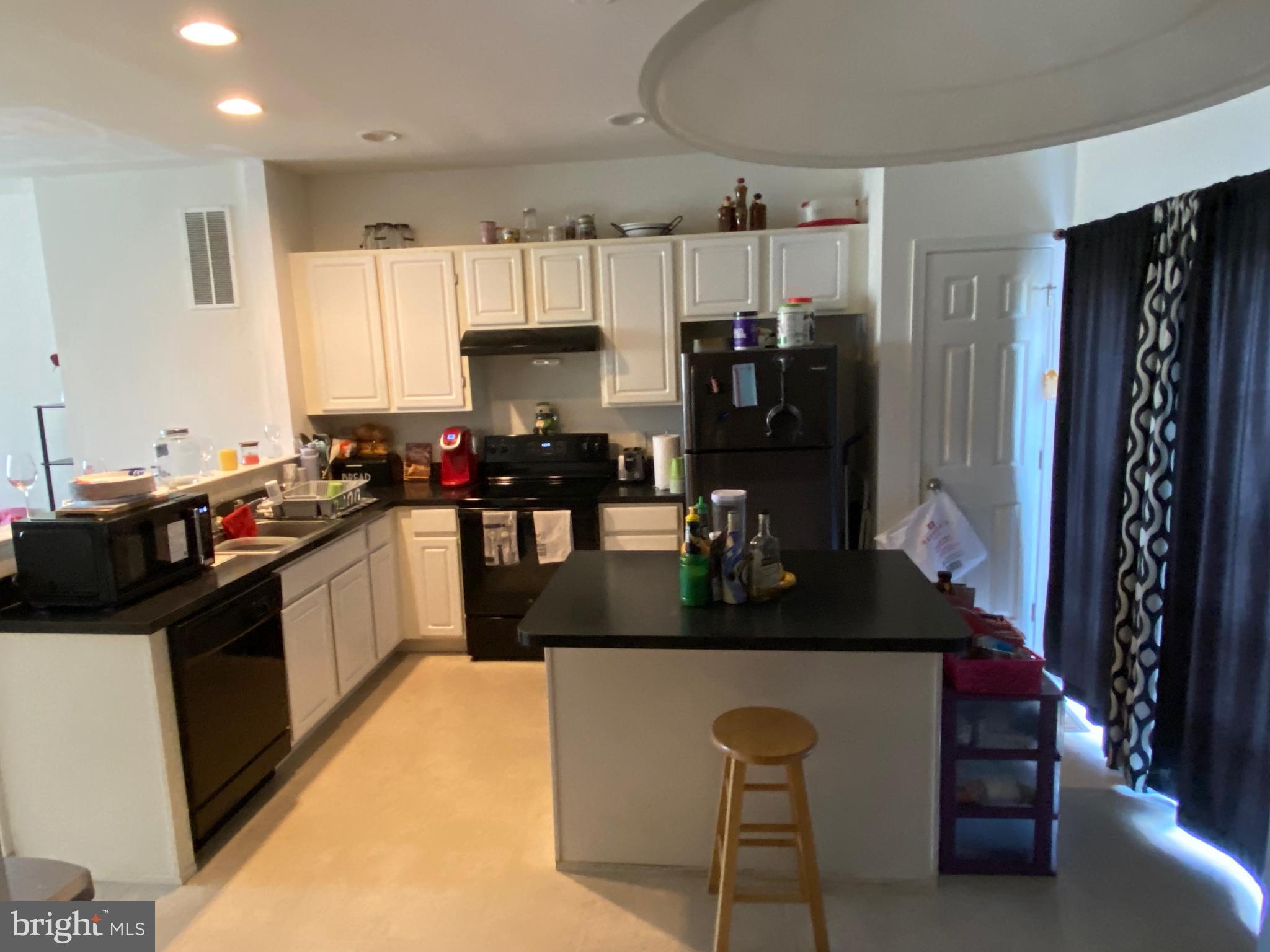 TIDBURY CROSSING - Residential