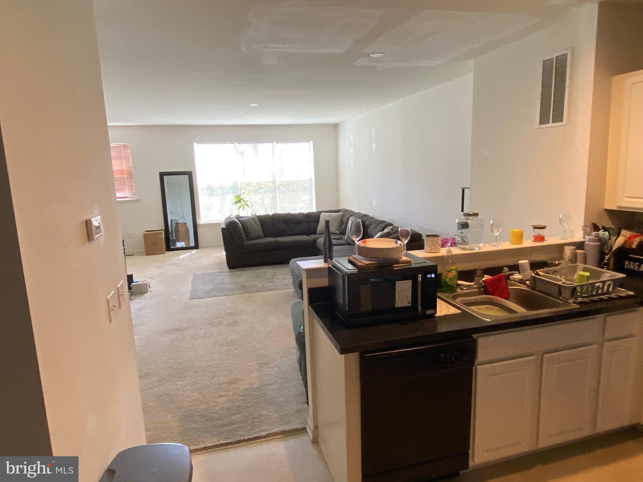 TIDBURY CROSSING - Residential
