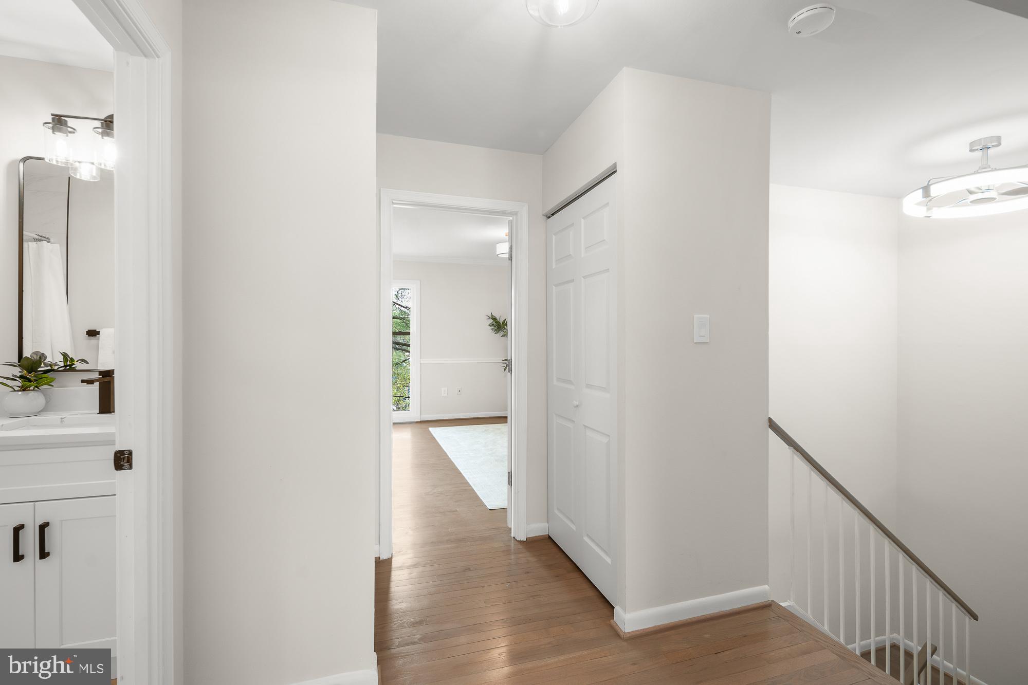 RESTON - Residential