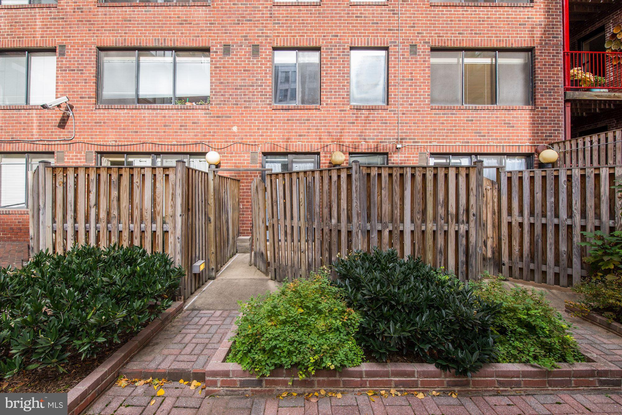 OLD CITY #2 - Residential