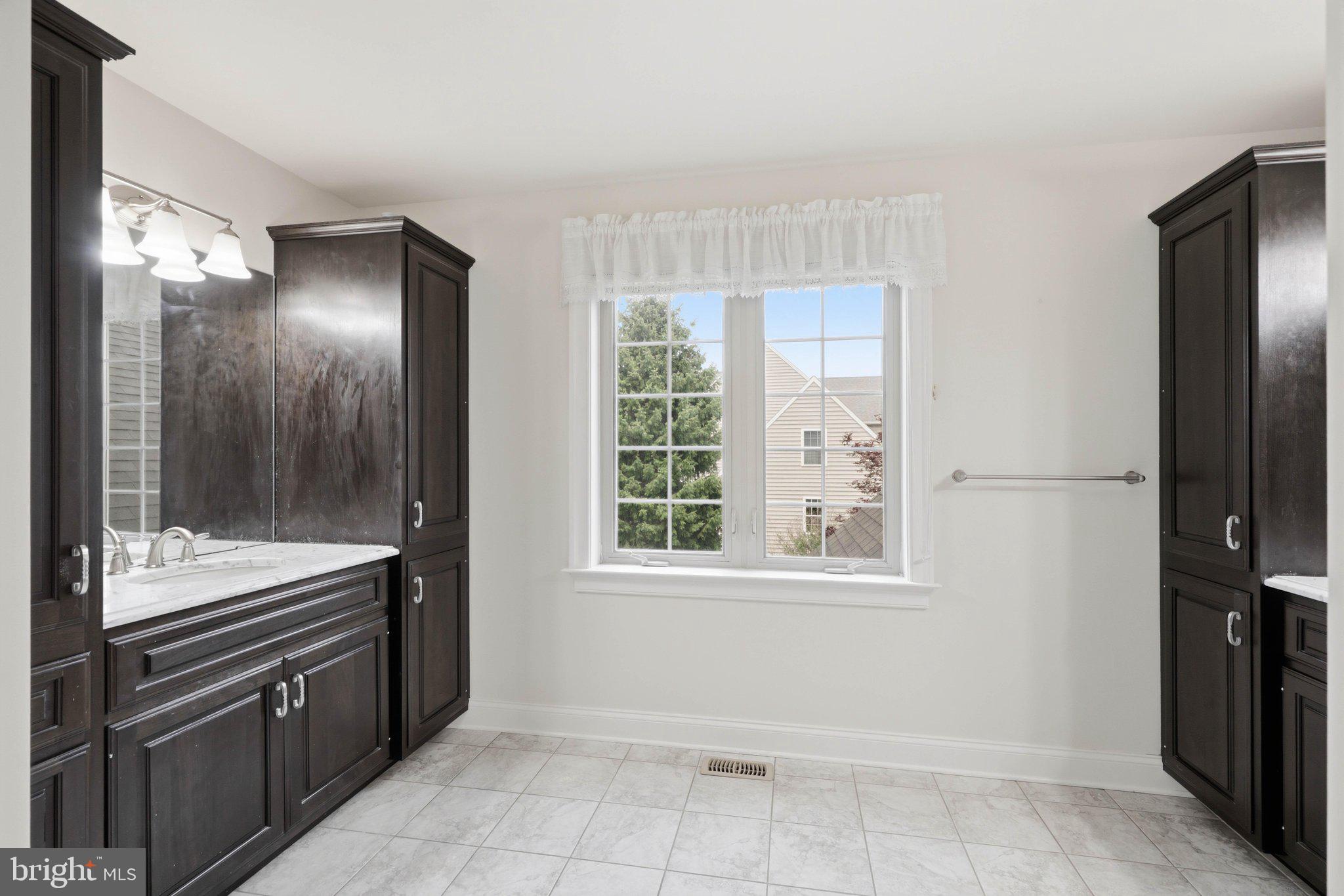 PENNS CROSSING - Residential
