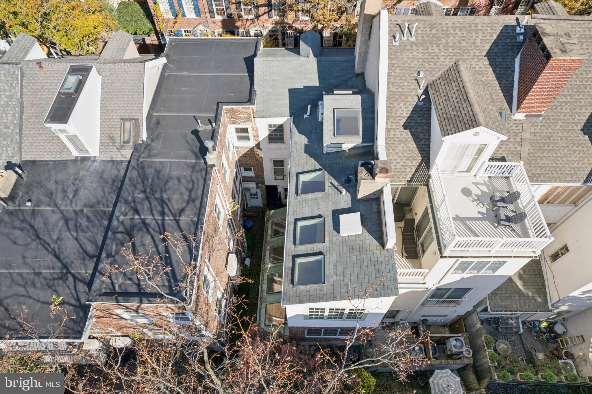 SOCIETY HILL - Residential