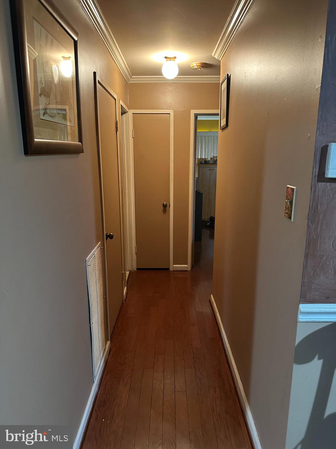 PINES CONDOMINIUM - Residential