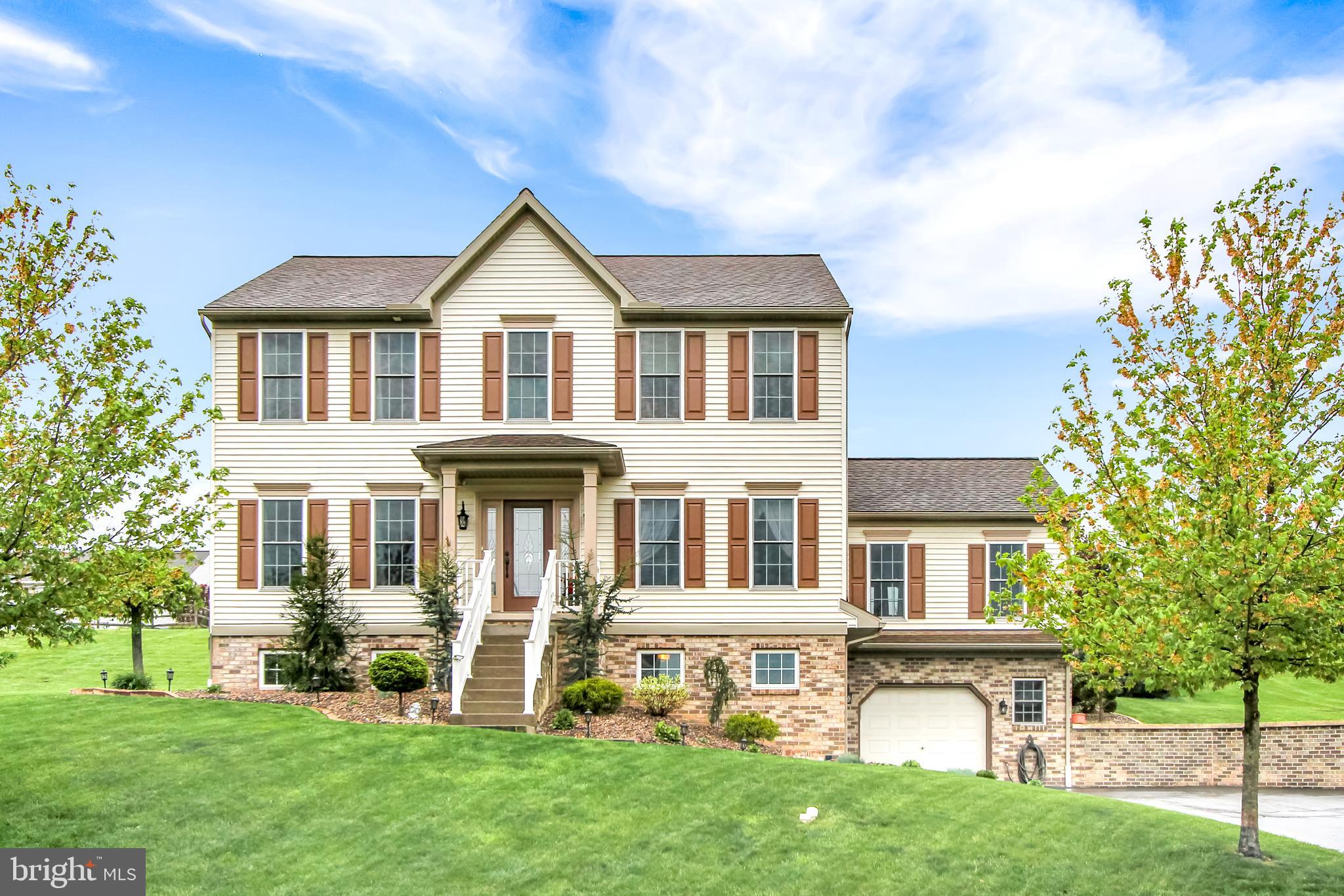 AUTUMN RIDGE - Residential