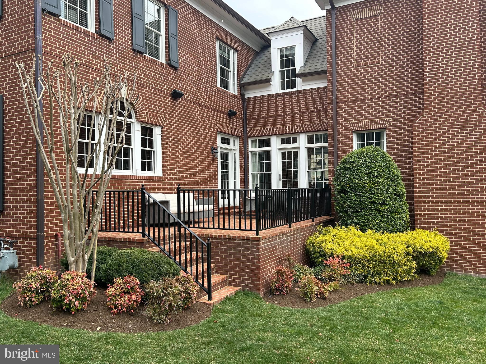 BERKLEY - Residential