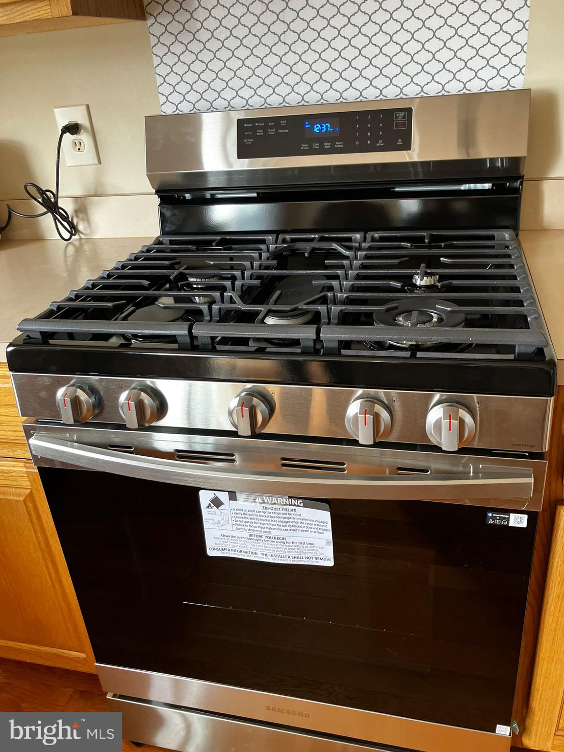 GROVEWOOD - Residential Lease