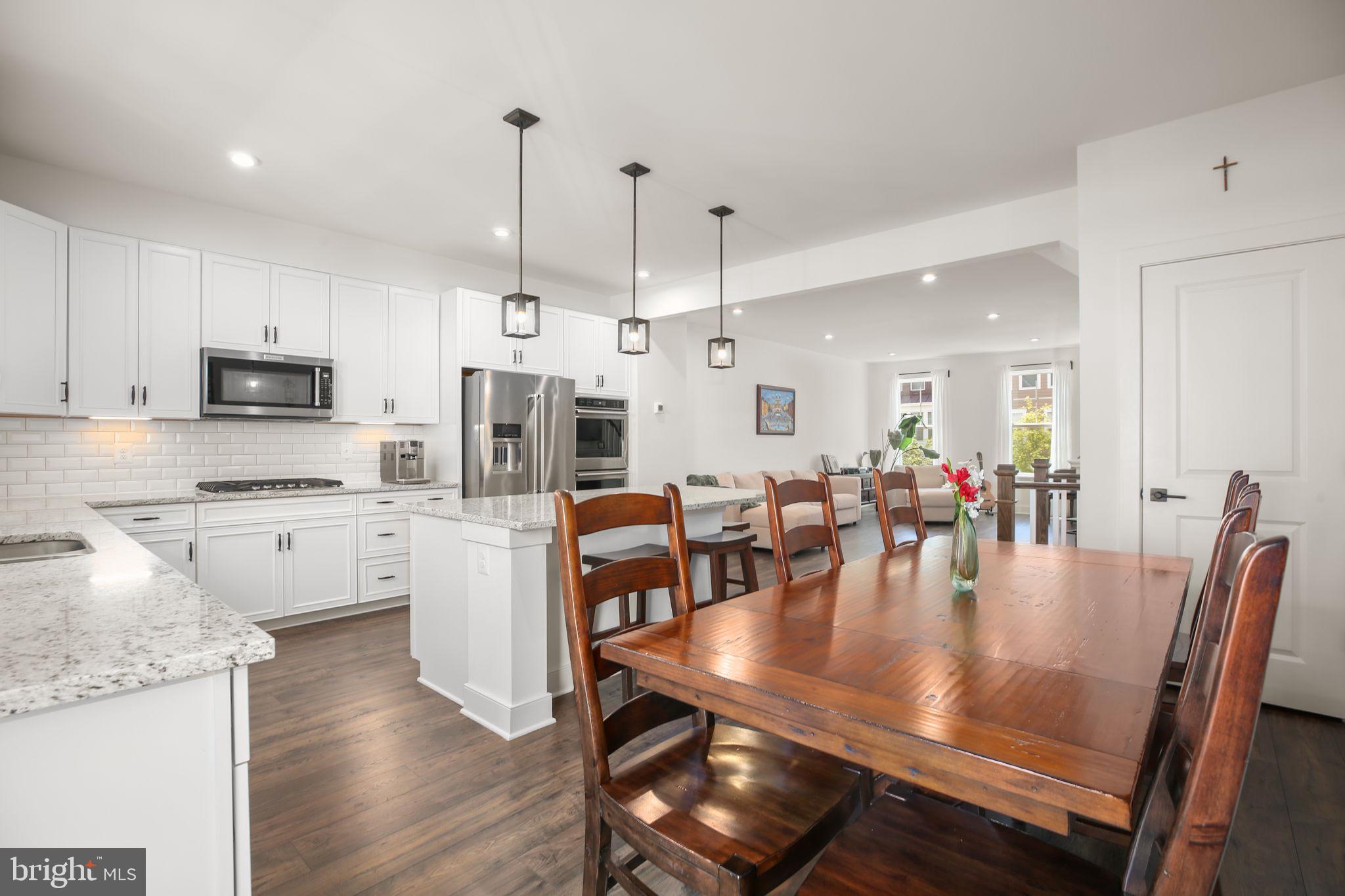 POTOMAC SHORES - Residential