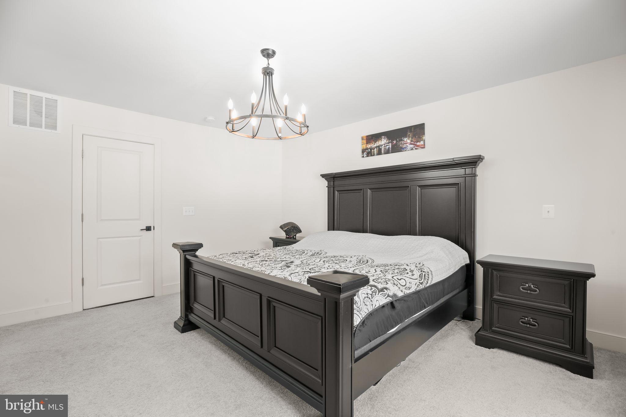 POTOMAC SHORES - Residential