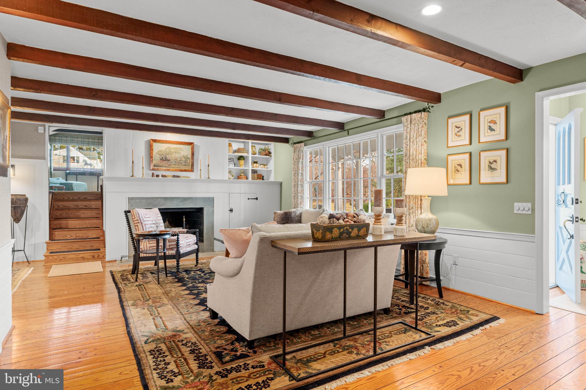RADNOR HUNT - Residential