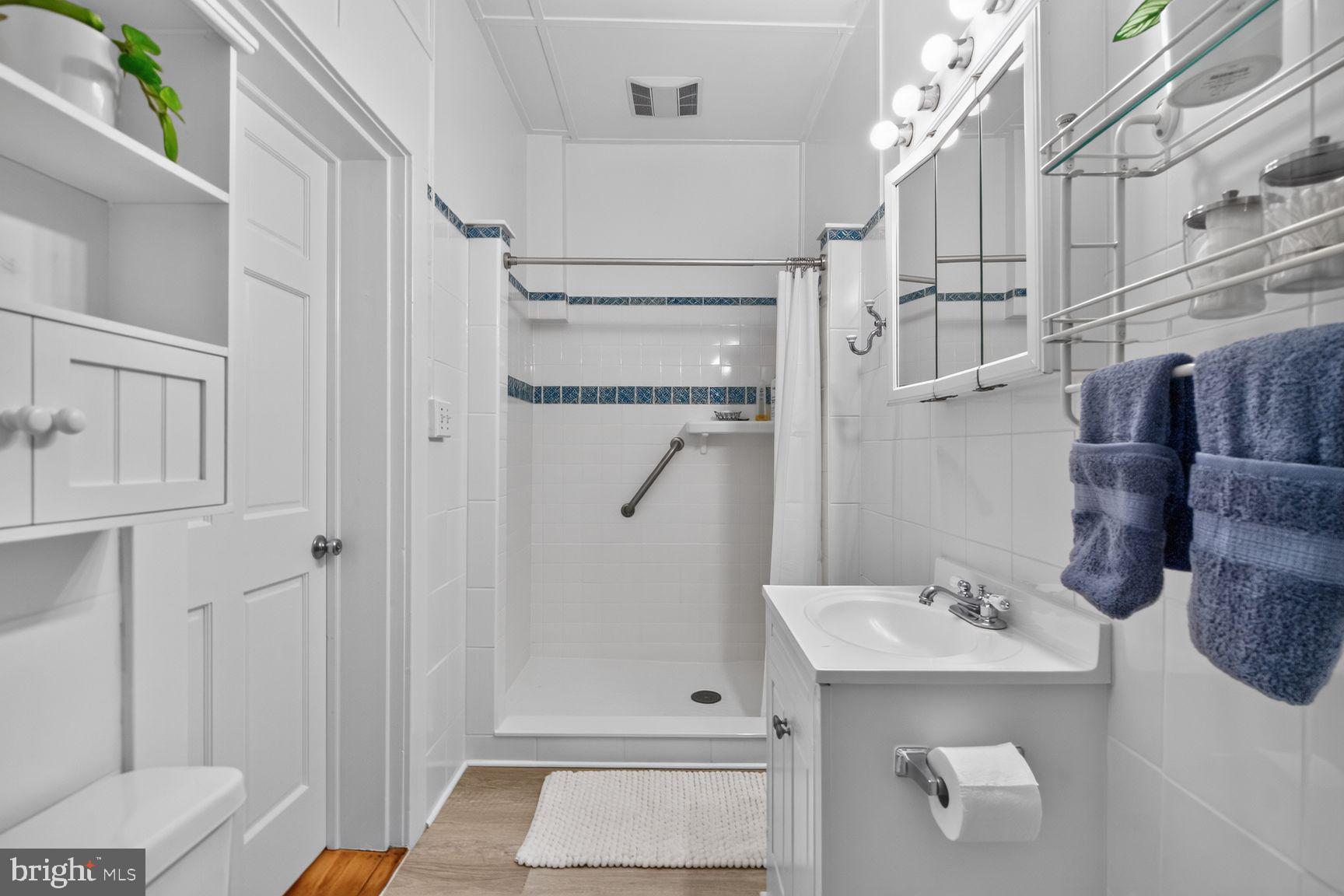 SILVER SPRING - Residential