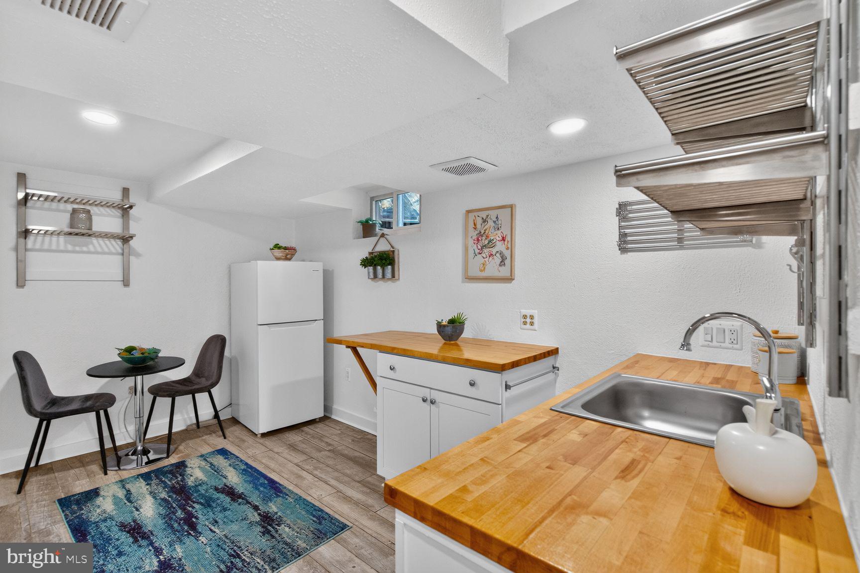 SILVER SPRING - Residential