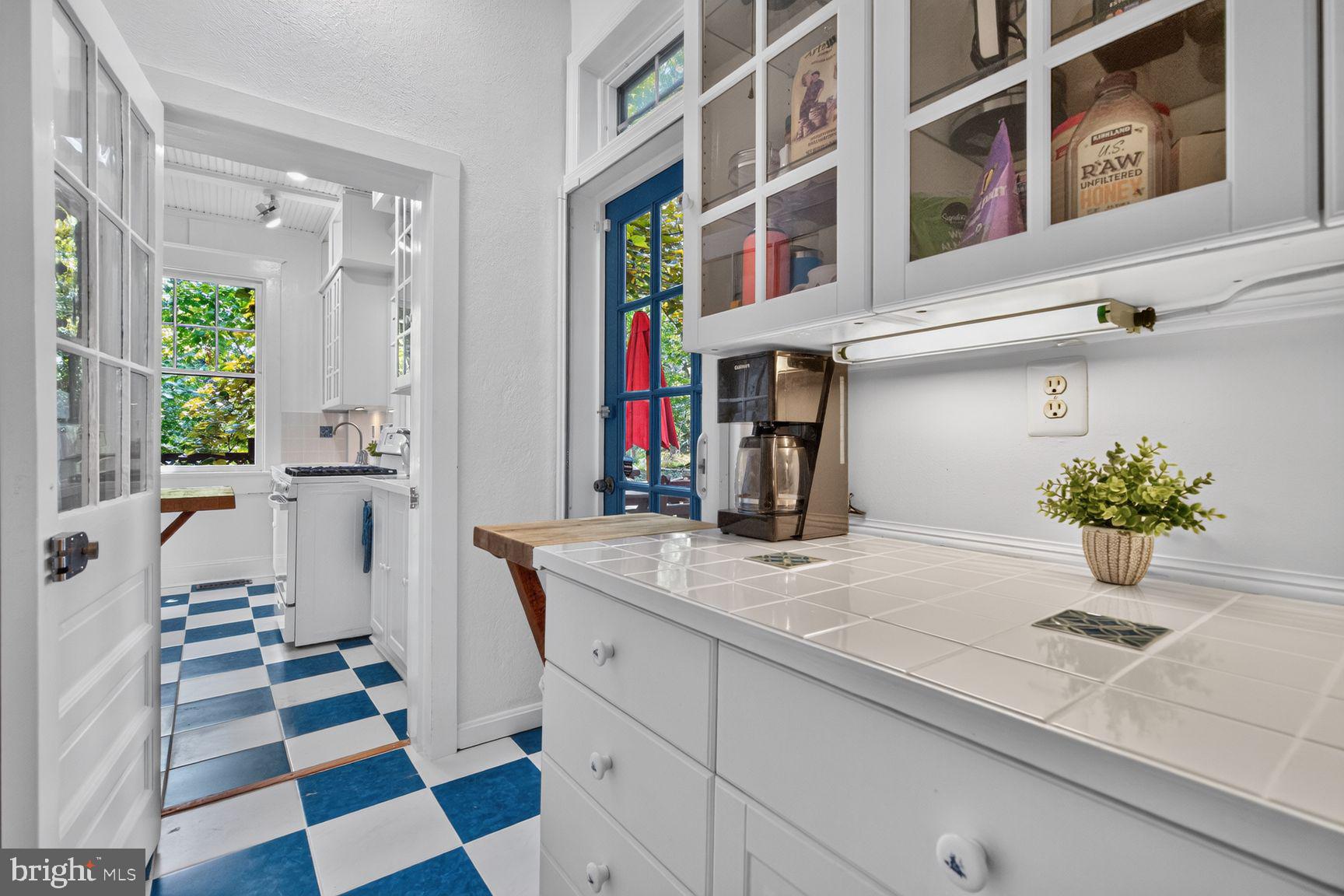 SILVER SPRING - Residential