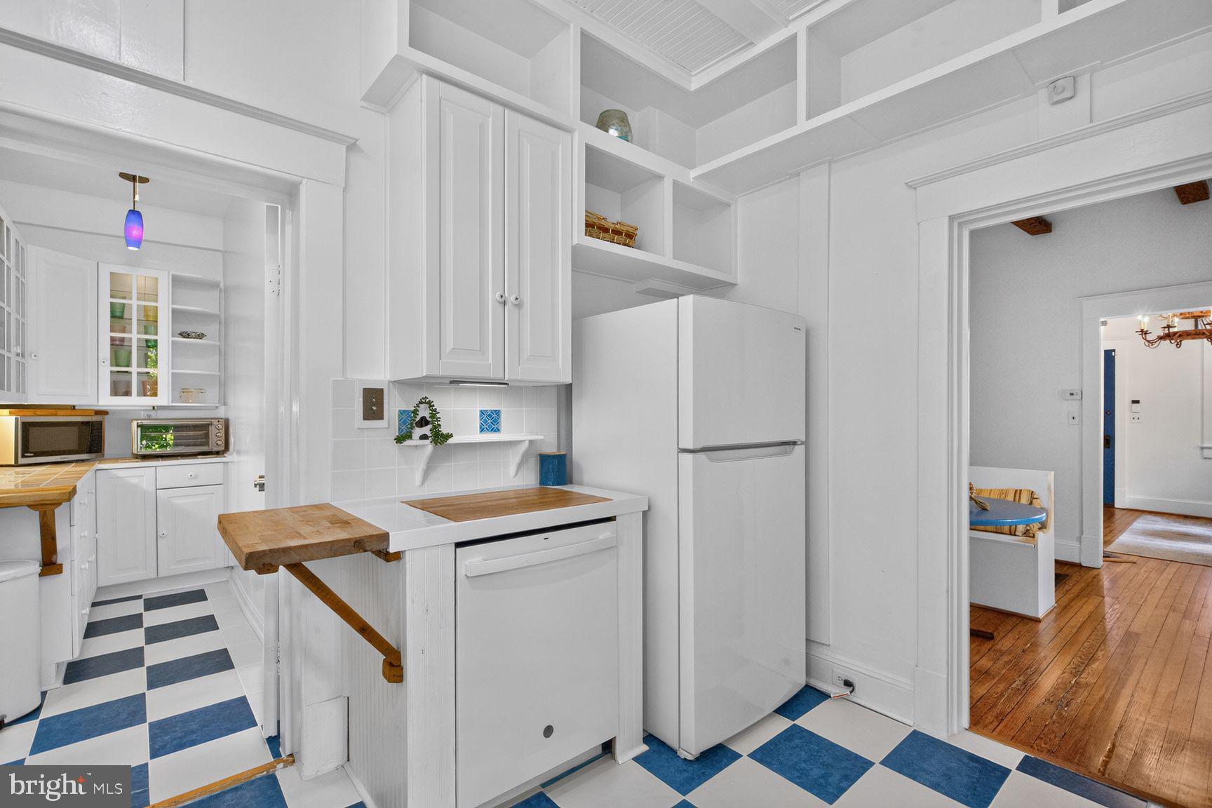 SILVER SPRING - Residential