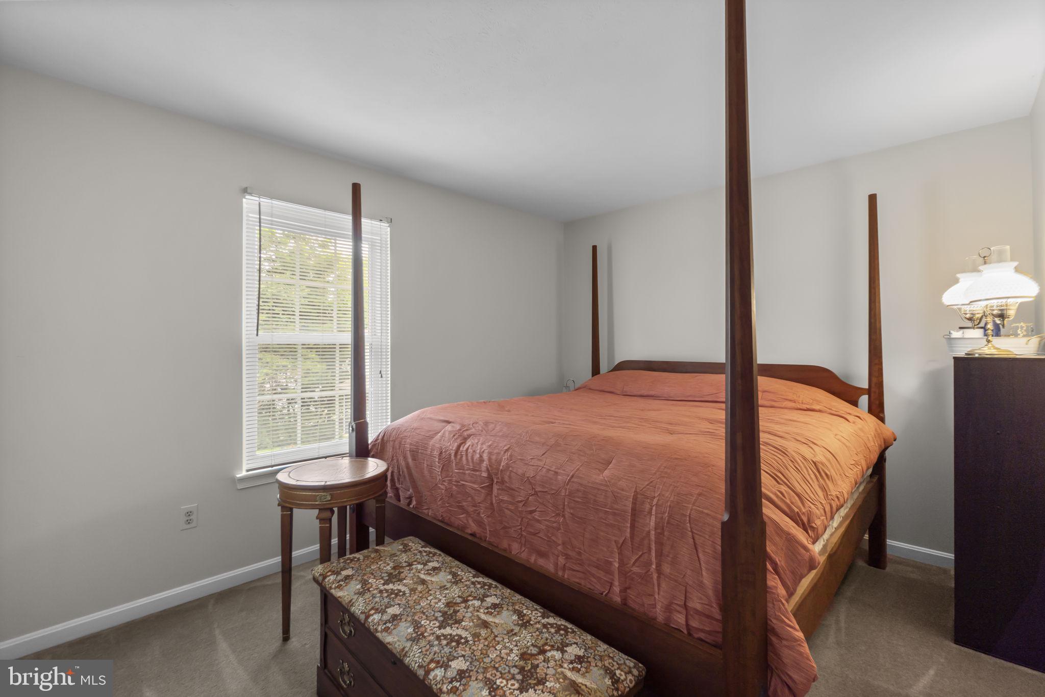 HAMPSTEAD - Residential