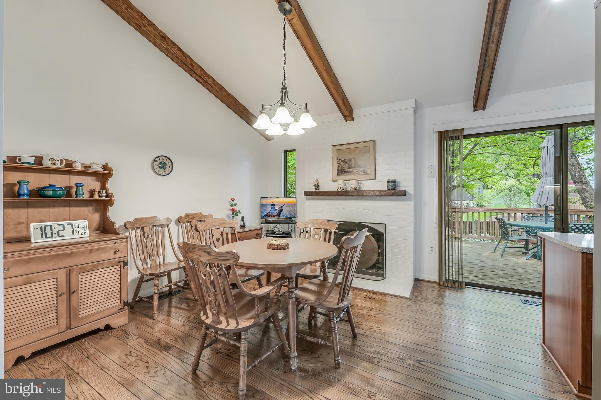 FOX MILL WOODS - Residential