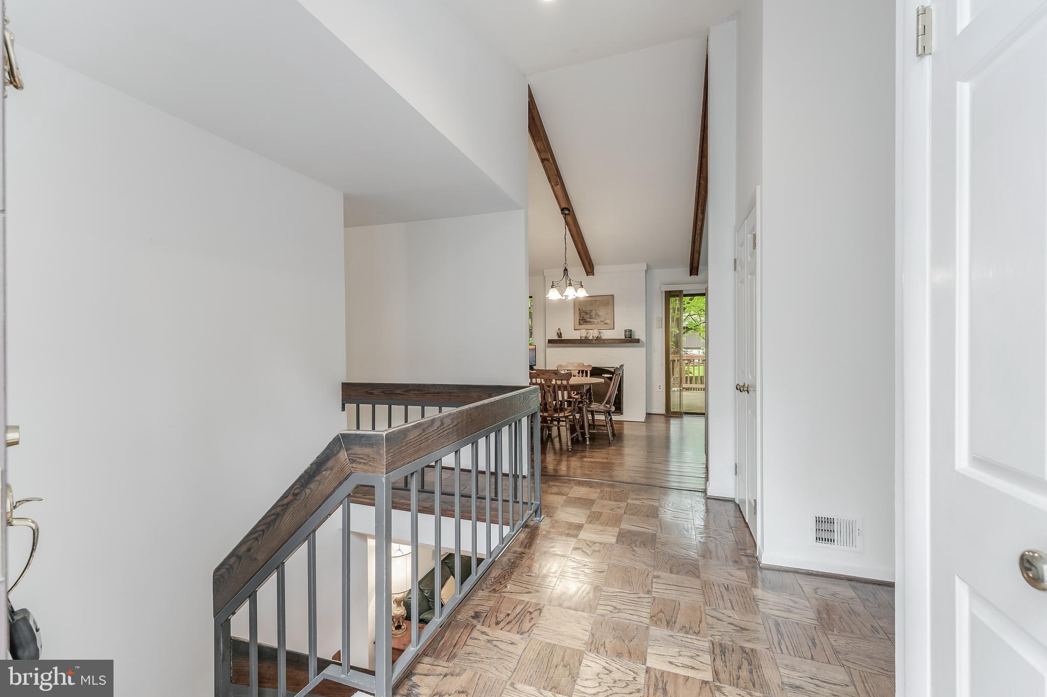 FOX MILL WOODS - Residential