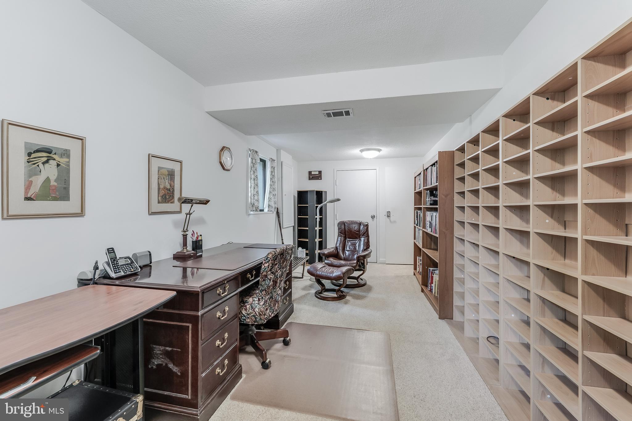 FOX MILL WOODS - Residential