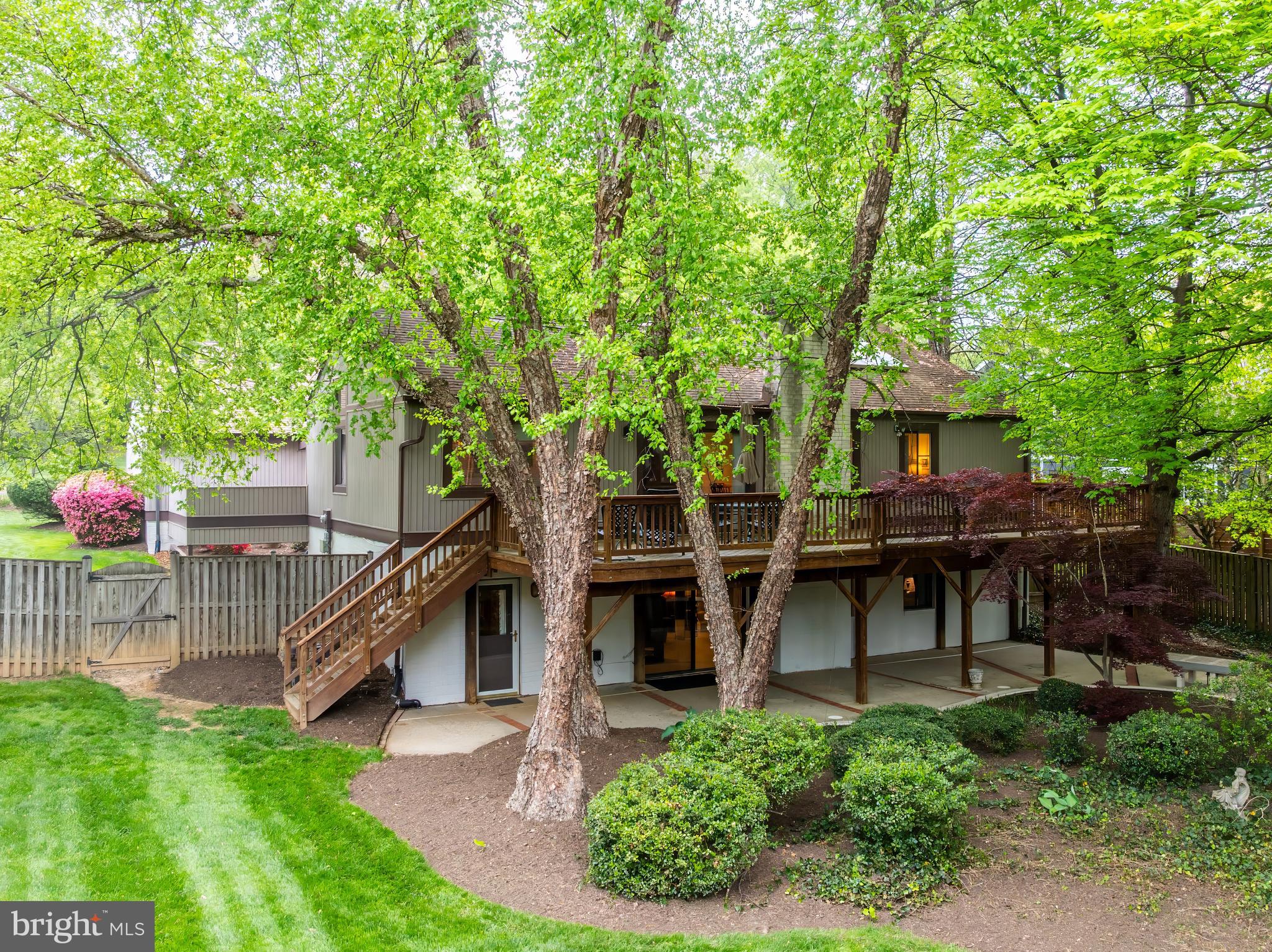 FOX MILL WOODS - Residential