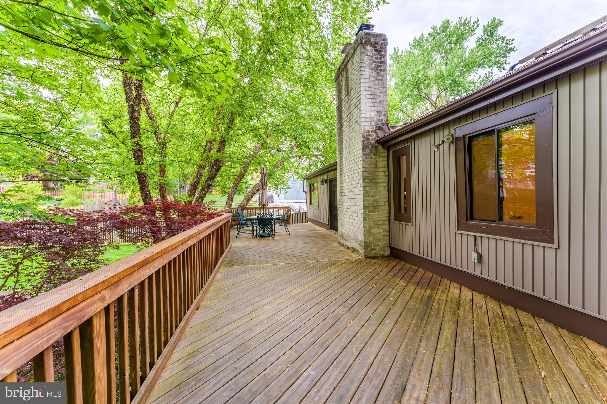 FOX MILL WOODS - Residential