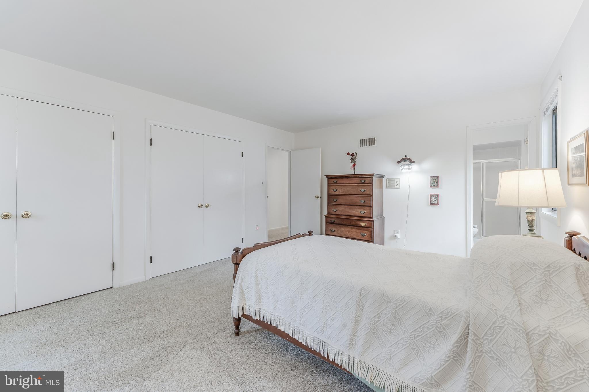 FOX MILL WOODS - Residential