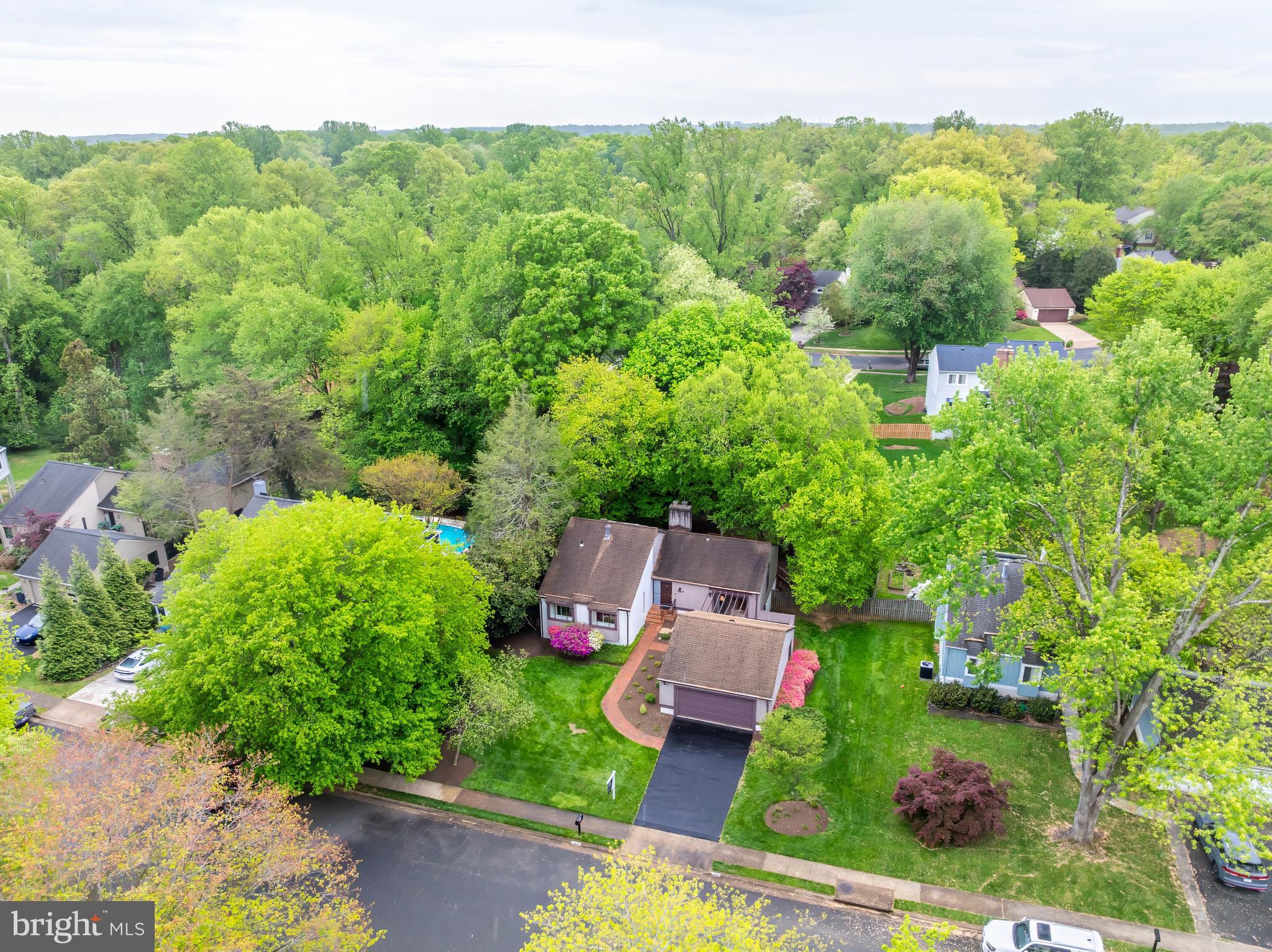 FOX MILL WOODS - Residential