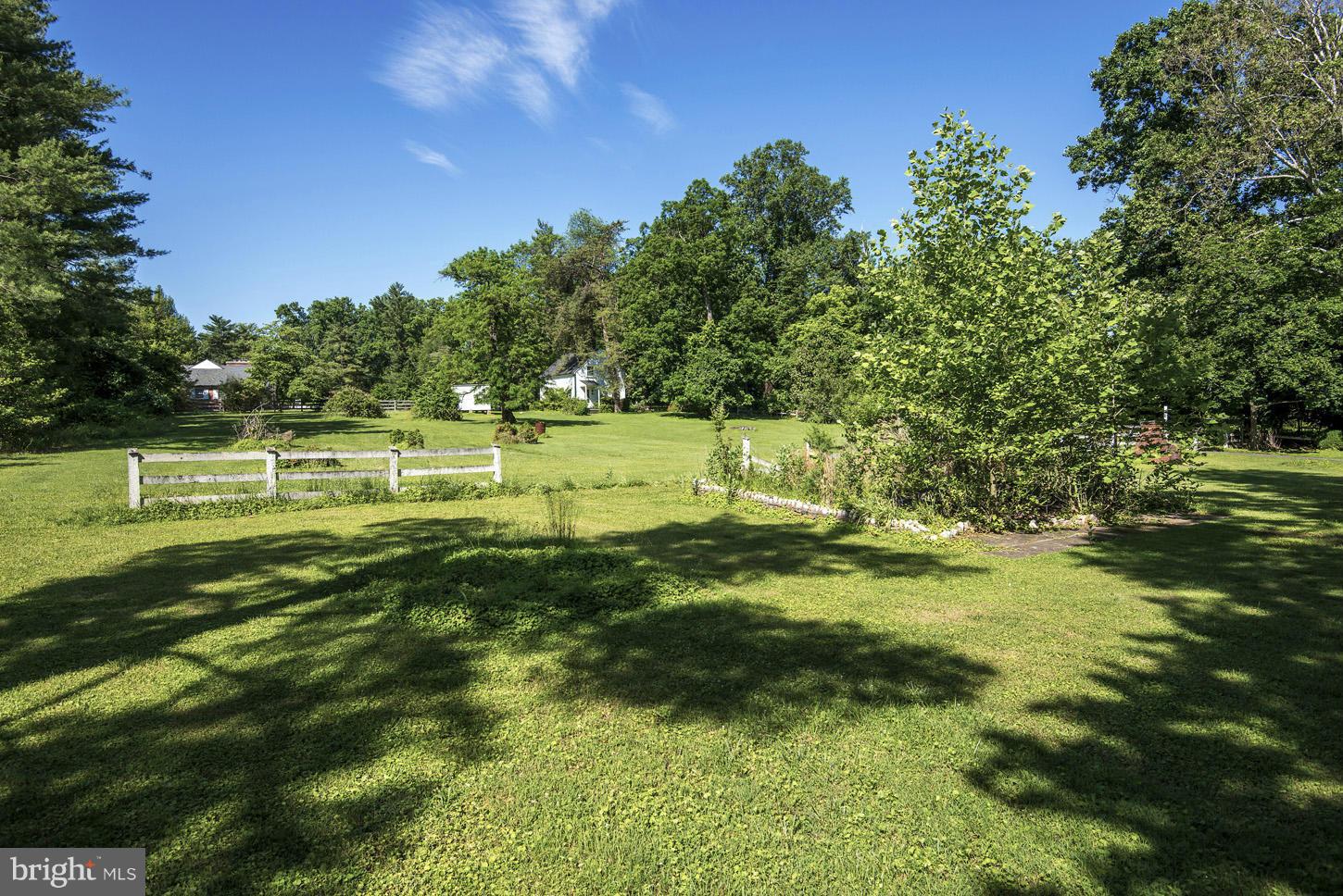 BRADLEY FARMS - Land