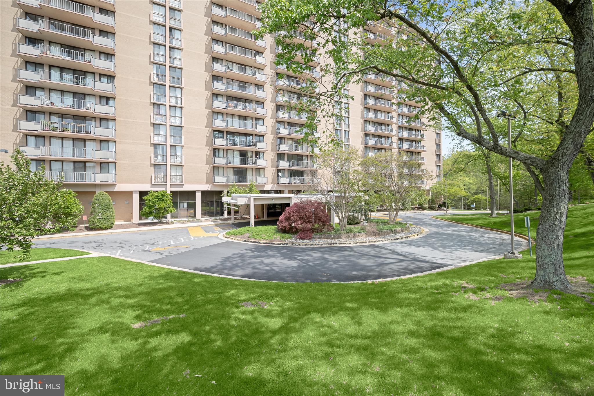 All utilities are included in the condo fee! Welcome to this spacious and beautifully updated condo in desirable Westchester Park. This home offers unbeatable convenience with easy access to Greenbelt Metro, the University of Maryland shuttle, major bus routes, and nearby I-495, I-295, and I-95.
Inside, enjoy a bright open layout with large picture windows, a full-length private balcony, fresh paint, new carpet, a remodeled kitchen, and a refreshed bathroom. The kitchen features stylish two-tone cabinetry, quartz countertops, and stainless steel appliances.
The oversized bedroom includes a walk-in closet and private full bath, plus an additional walk-in storage closet for extra convenience. Community amenities include a swimming pool, tot lot, laundry facilities, and well-maintained common areas, all close to parks, shopping, dining, and commuter routes.