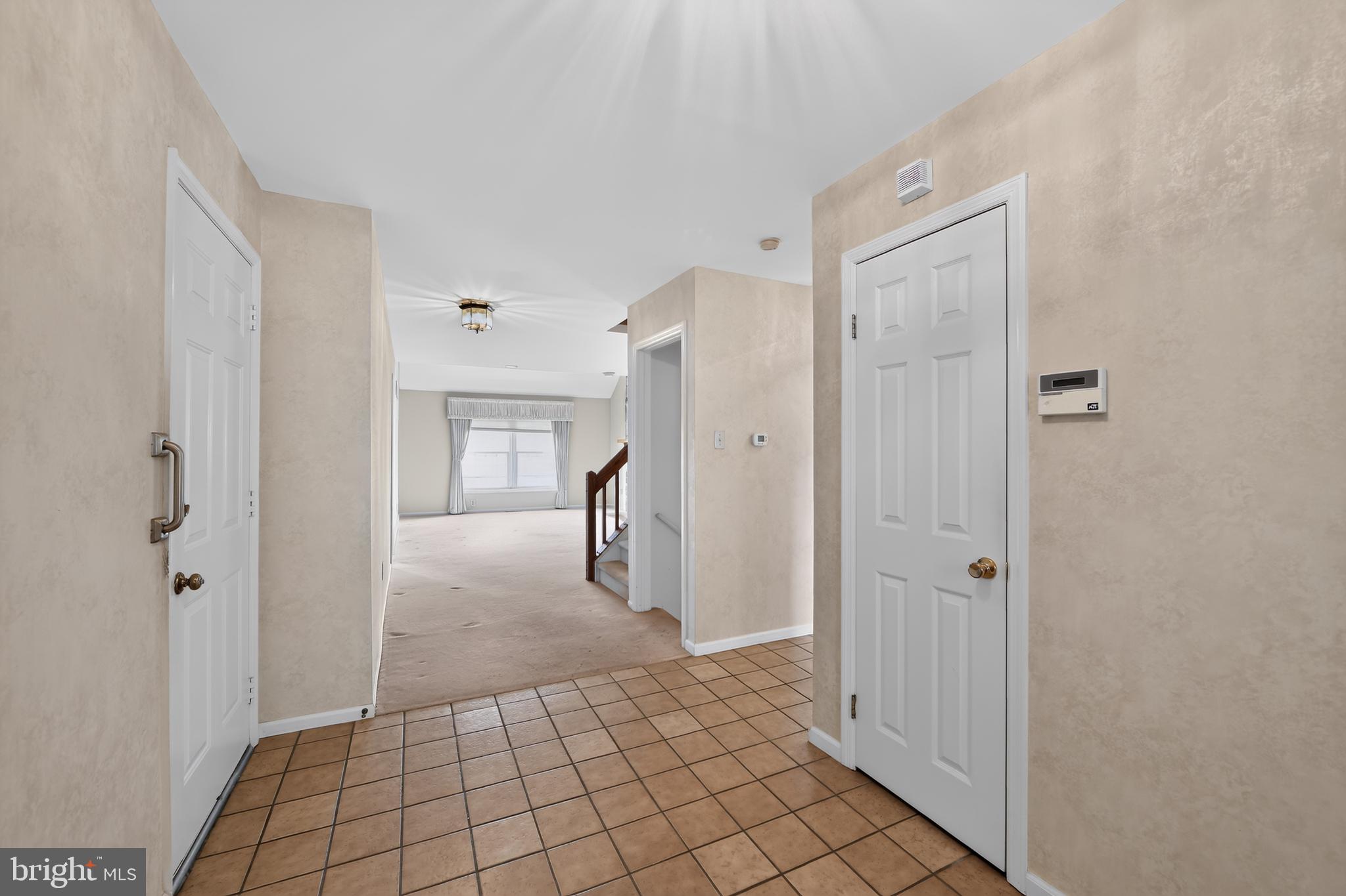 HUNTERS RUN - Residential