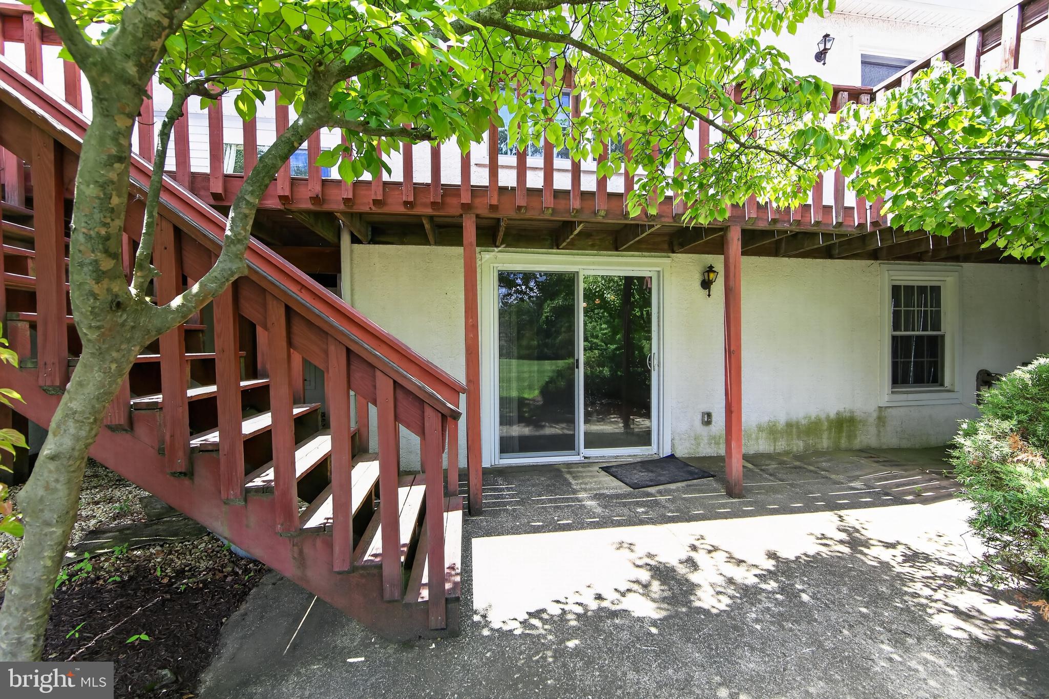 HUNTERS RUN - Residential