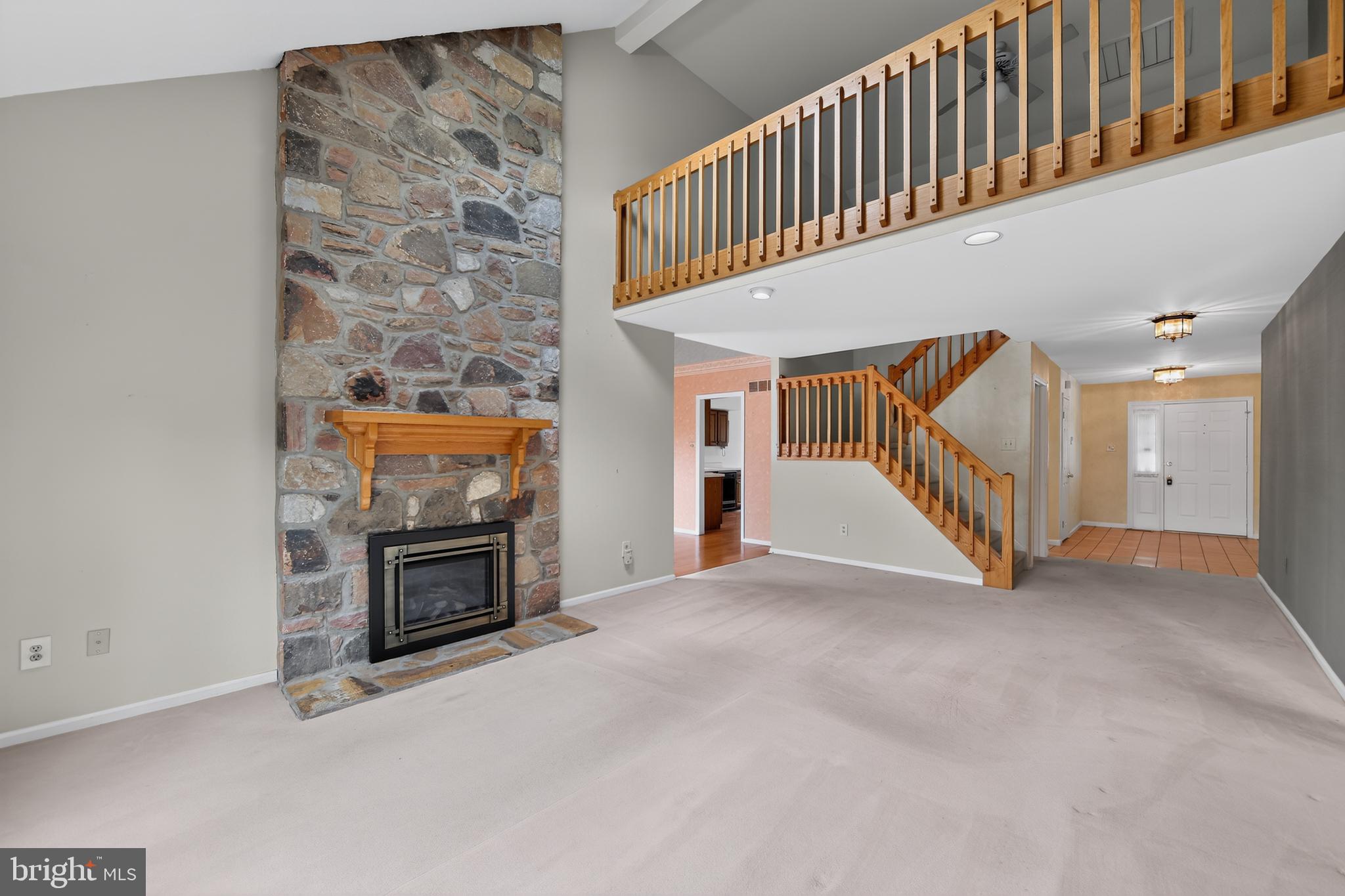 HUNTERS RUN - Residential