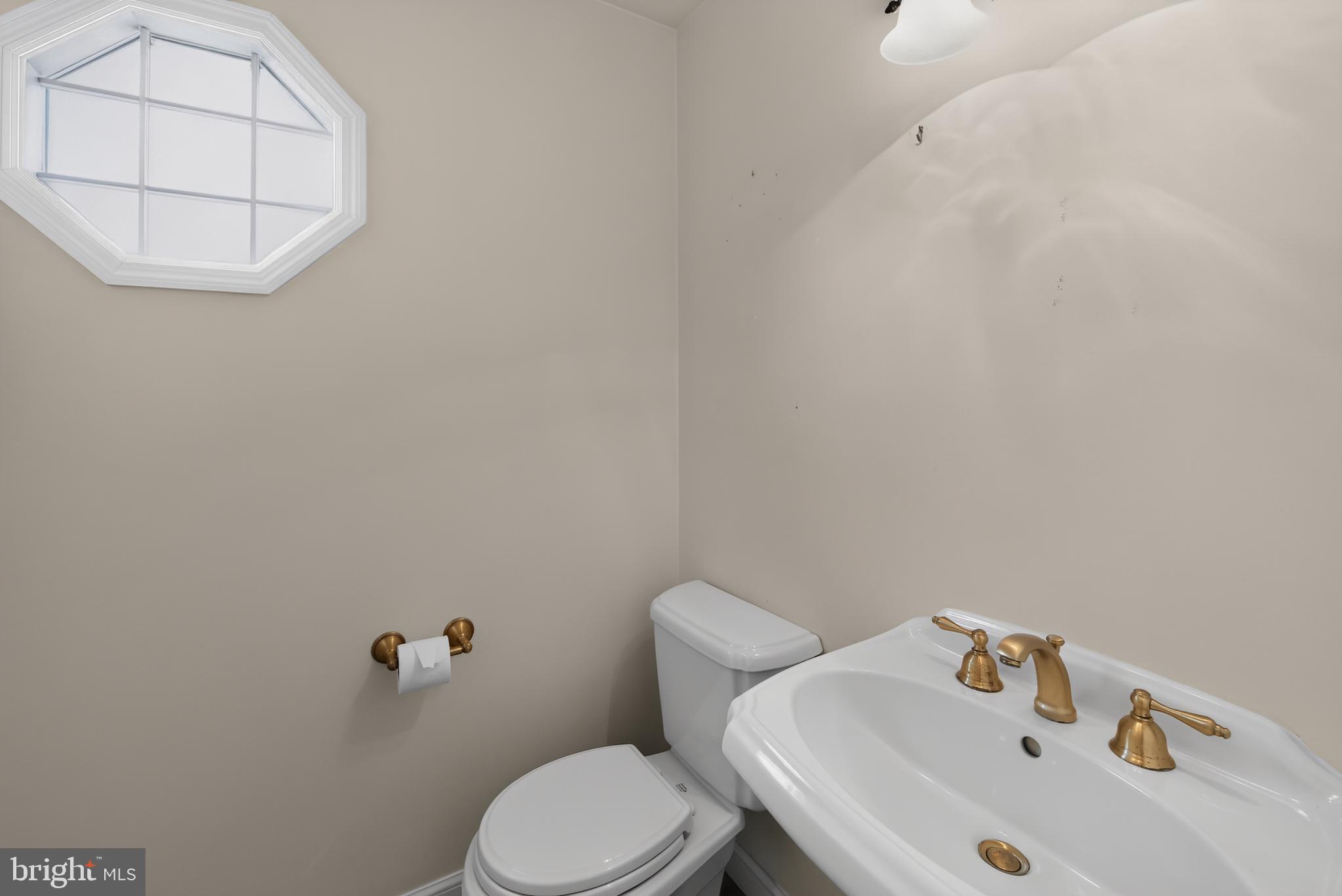 HUNTERS RUN - Residential
