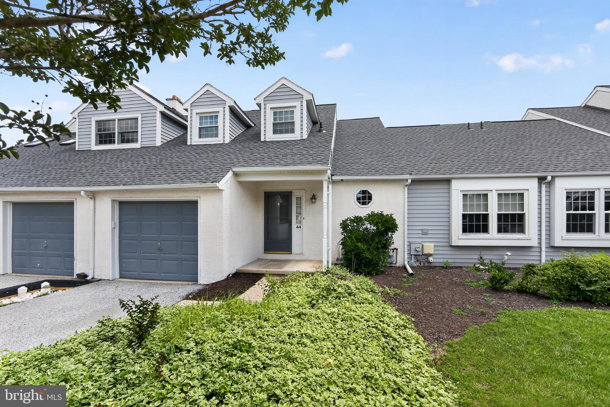 HUNTERS RUN - Residential