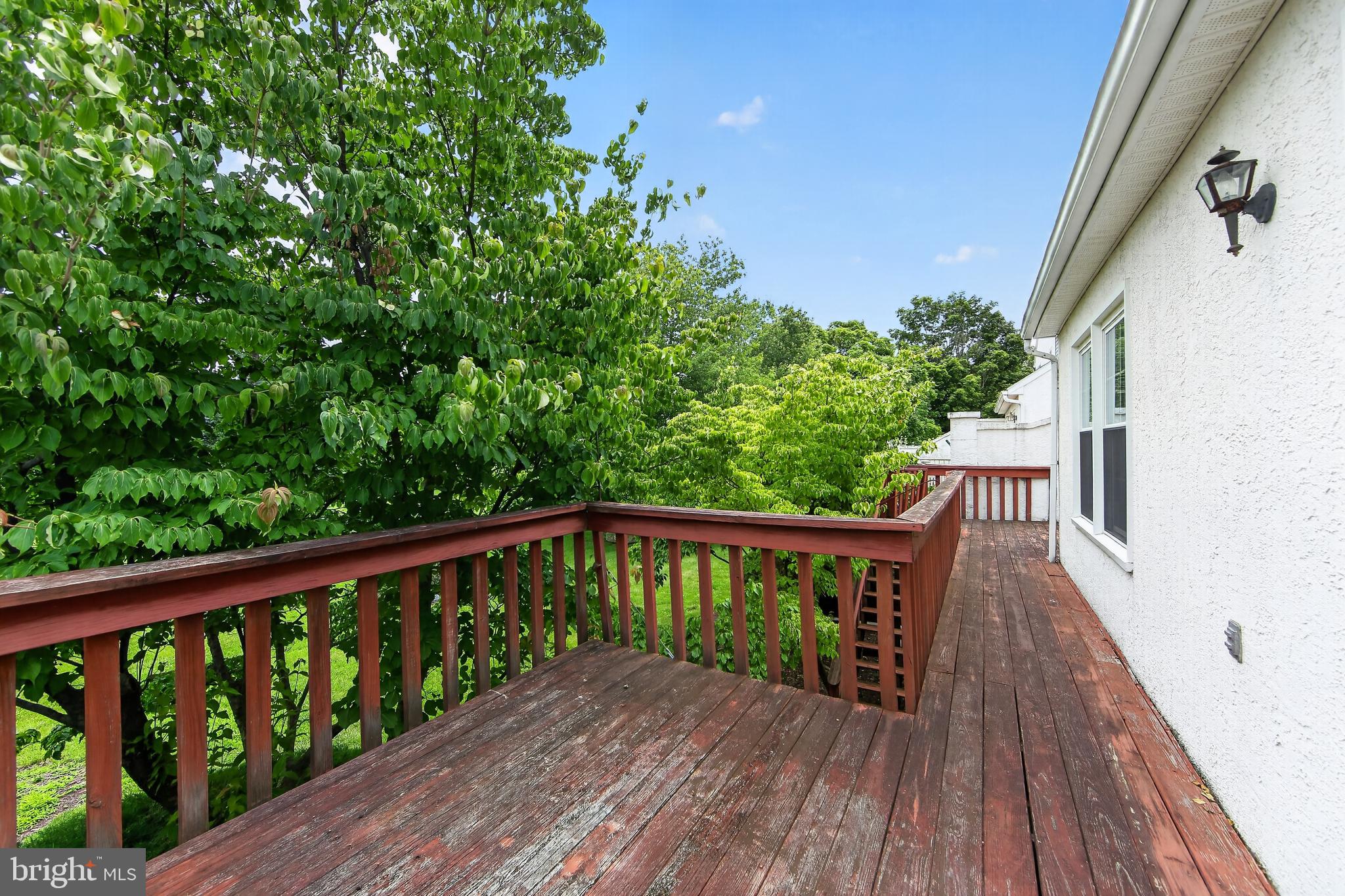 HUNTERS RUN - Residential