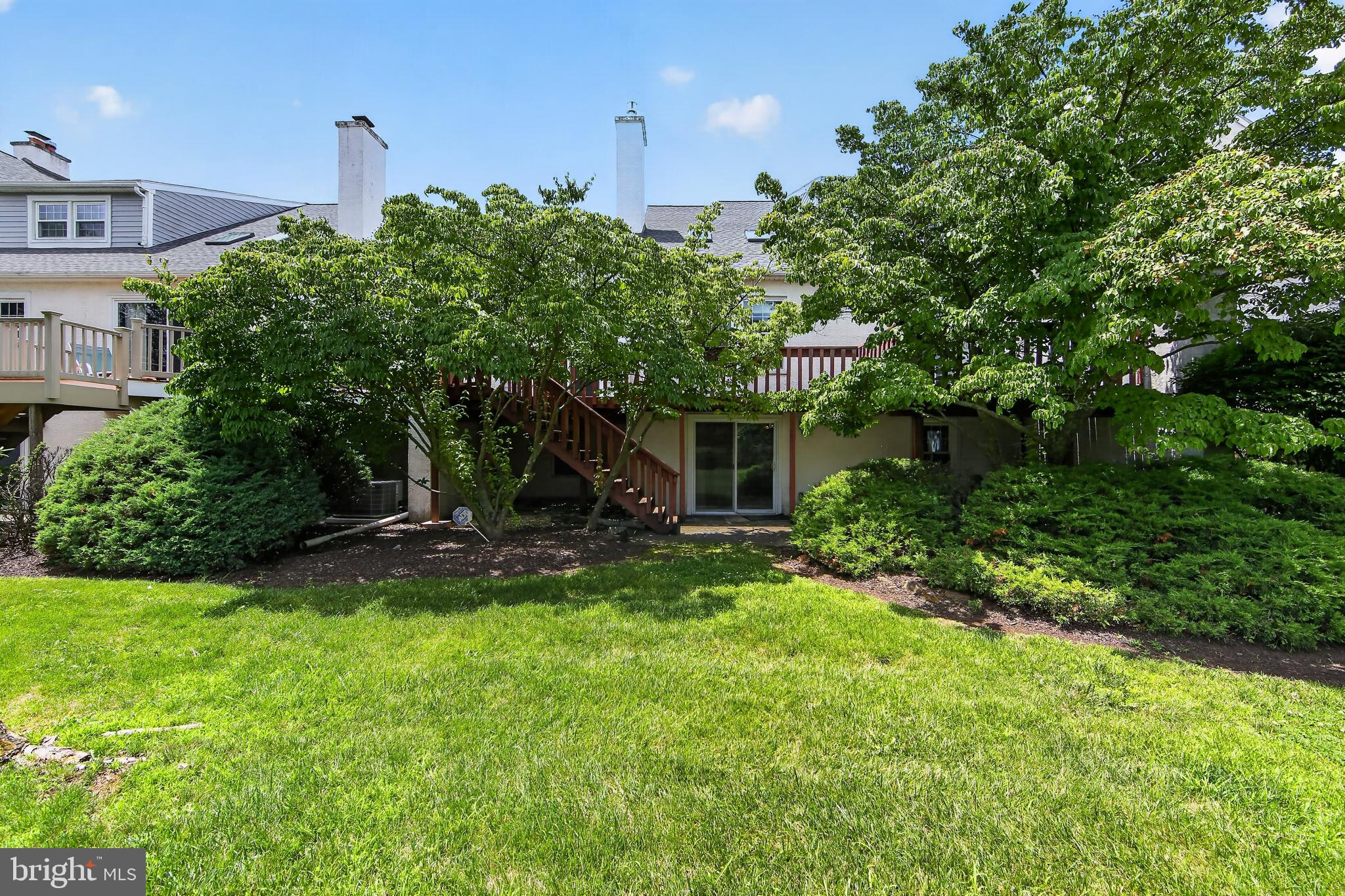 HUNTERS RUN - Residential