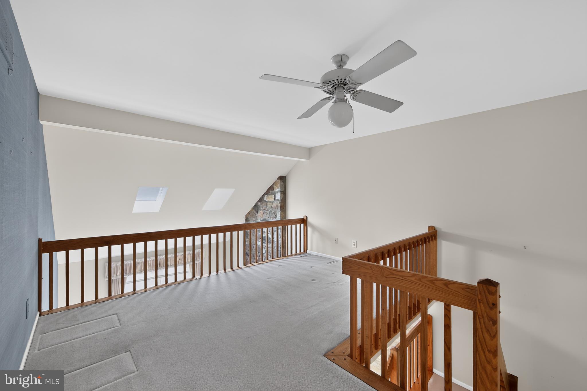 HUNTERS RUN - Residential