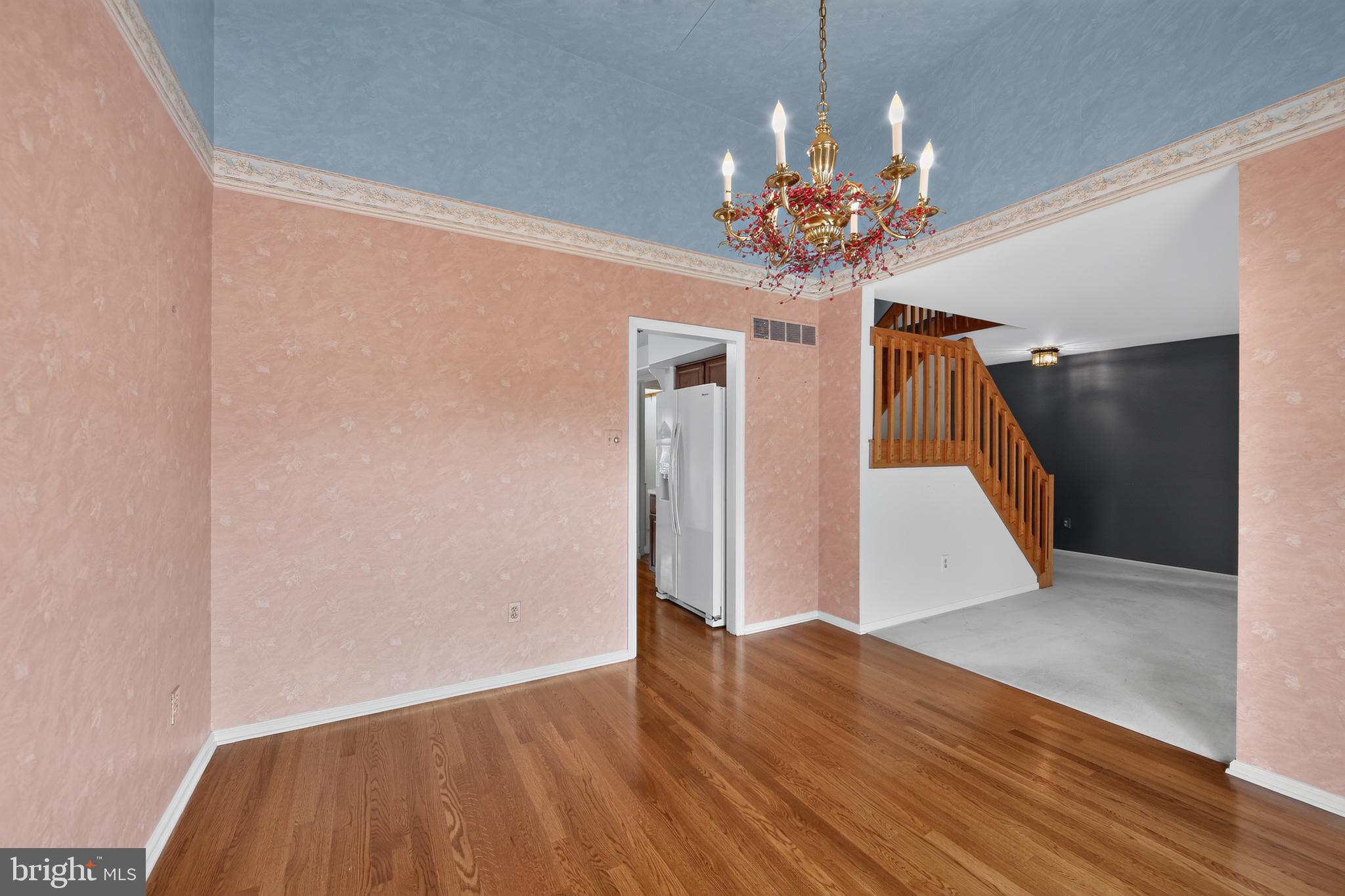 HUNTERS RUN - Residential