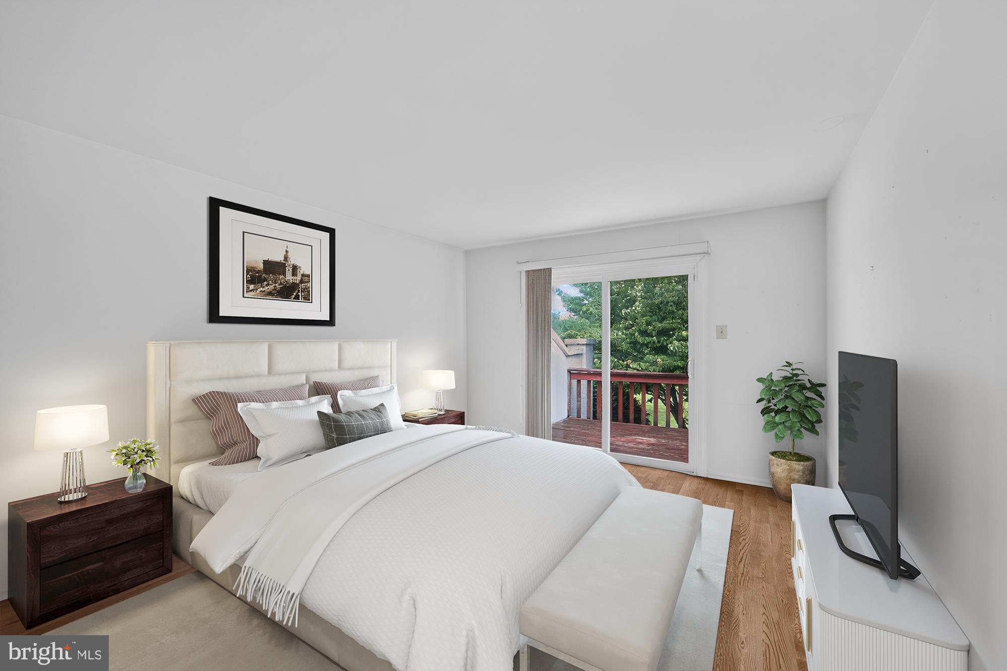 HUNTERS RUN - Residential