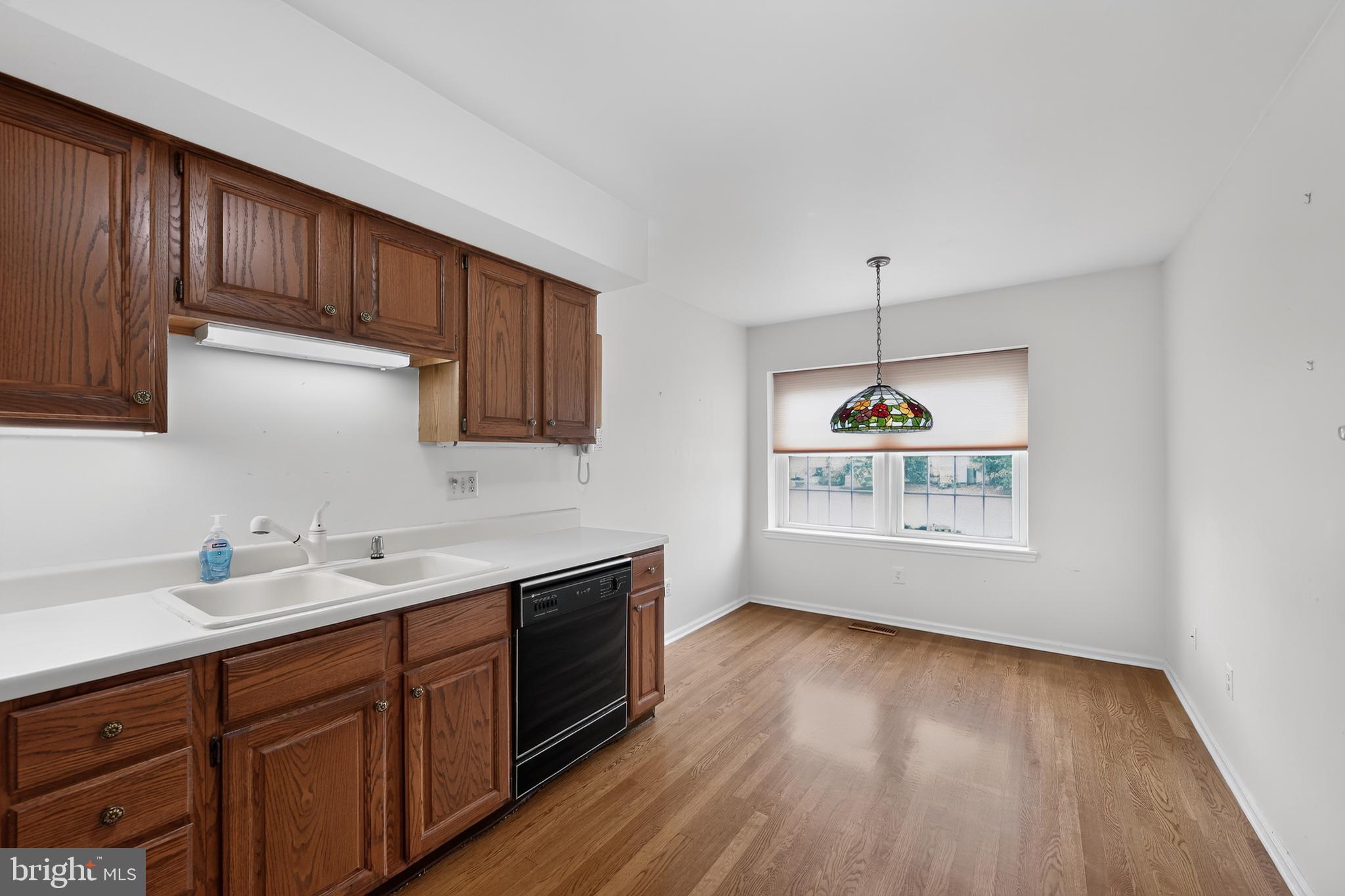 HUNTERS RUN - Residential
