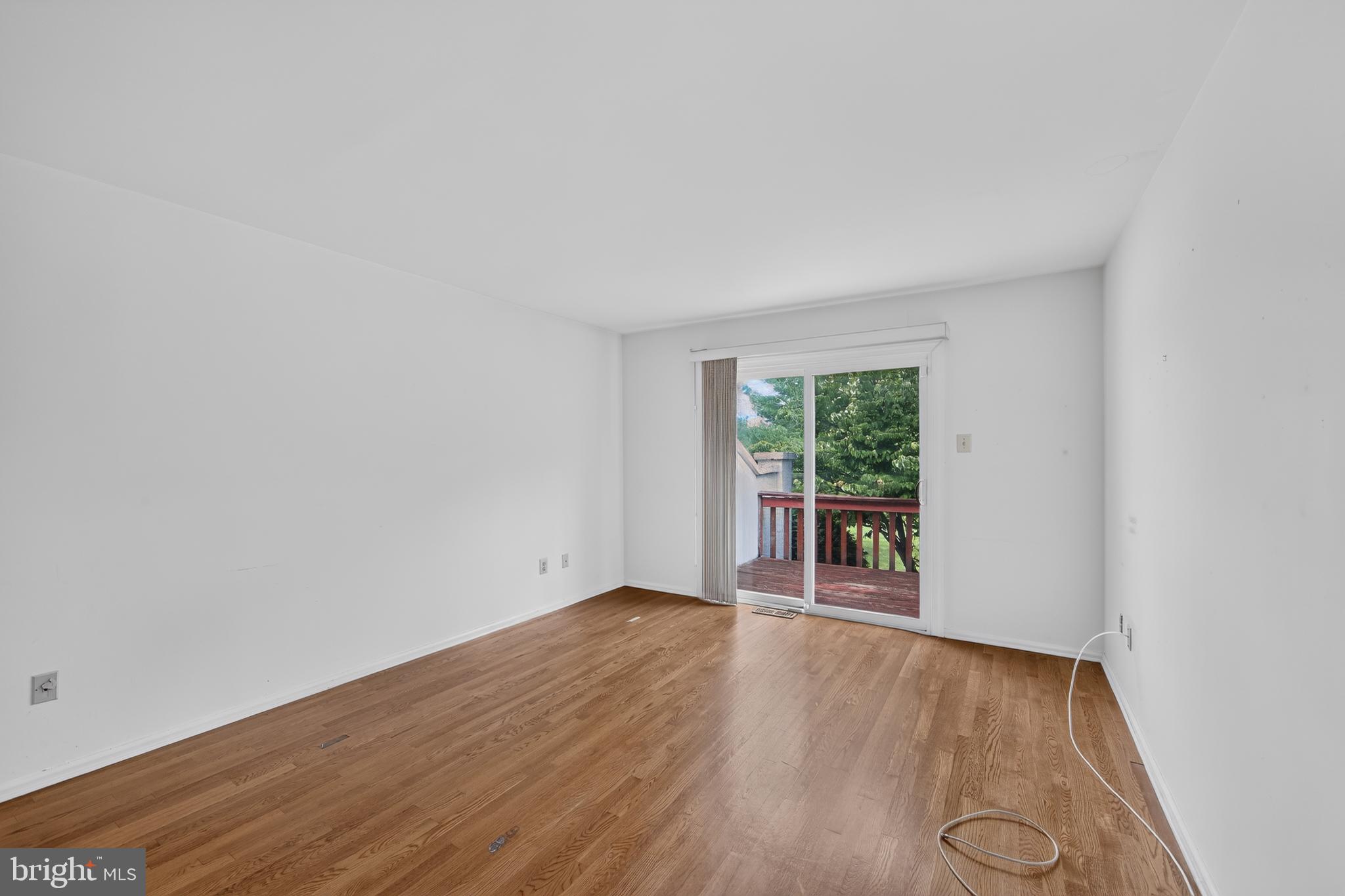 HUNTERS RUN - Residential
