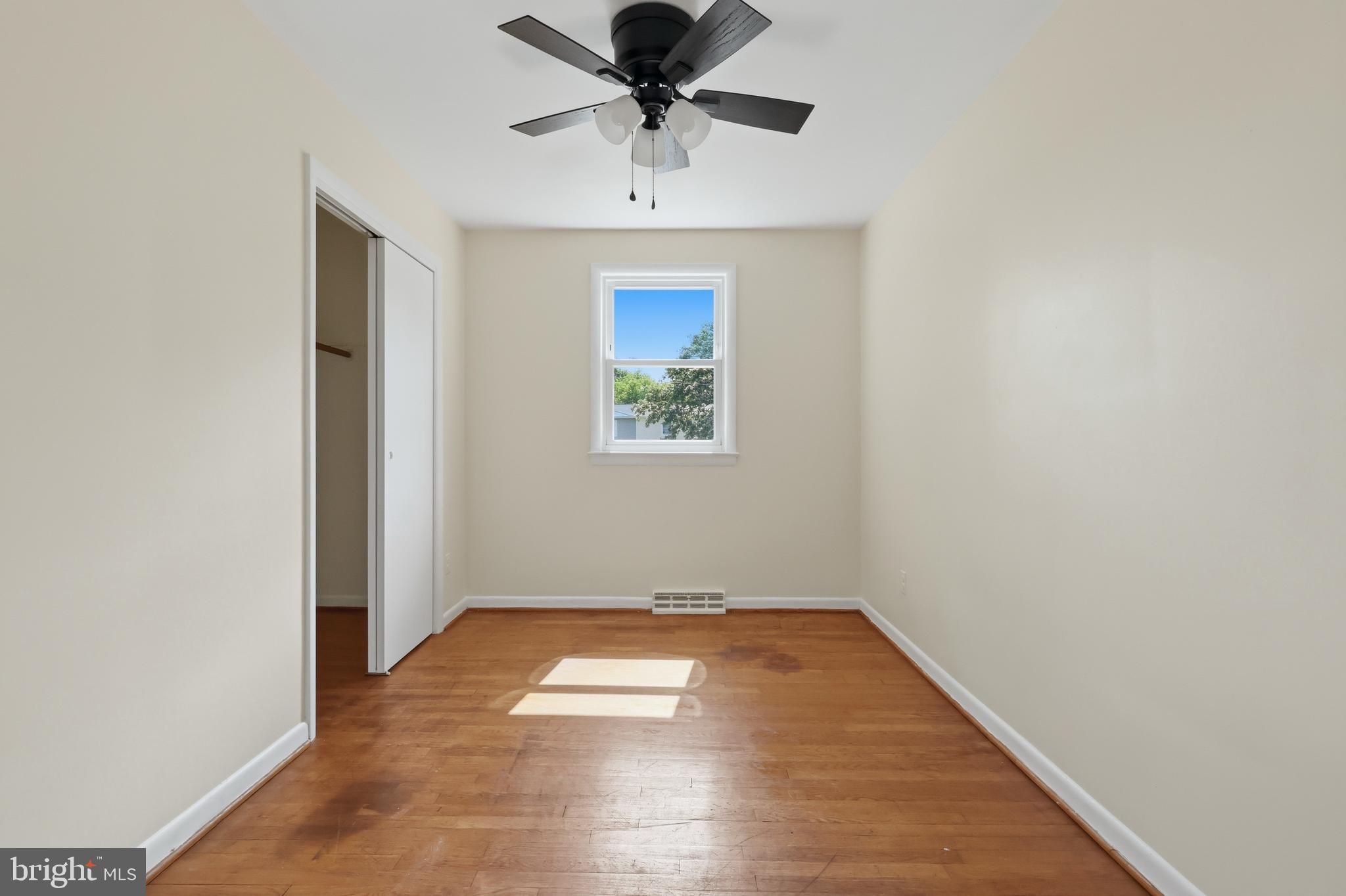 INDIAN VILLAGE IND HEAD - Residential