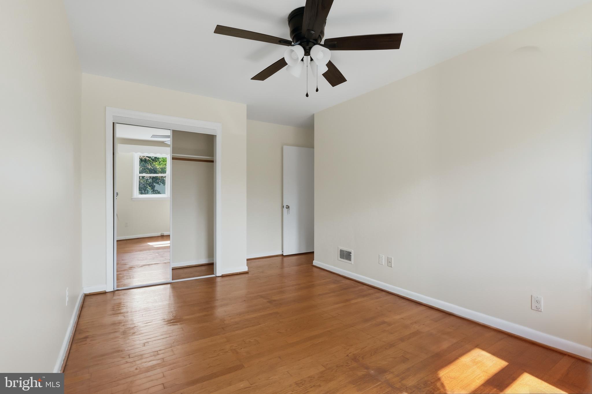 INDIAN VILLAGE IND HEAD - Residential