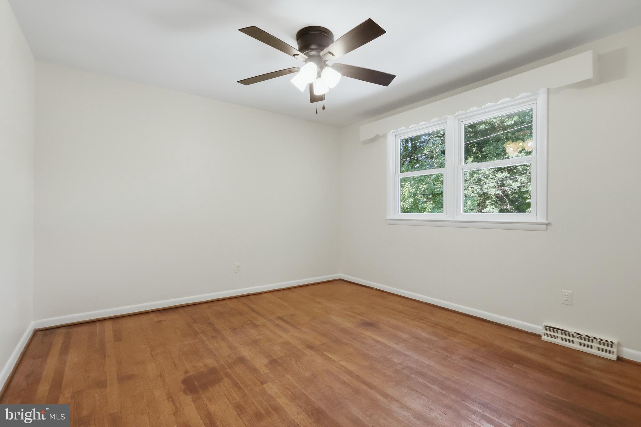 INDIAN VILLAGE IND HEAD - Residential
