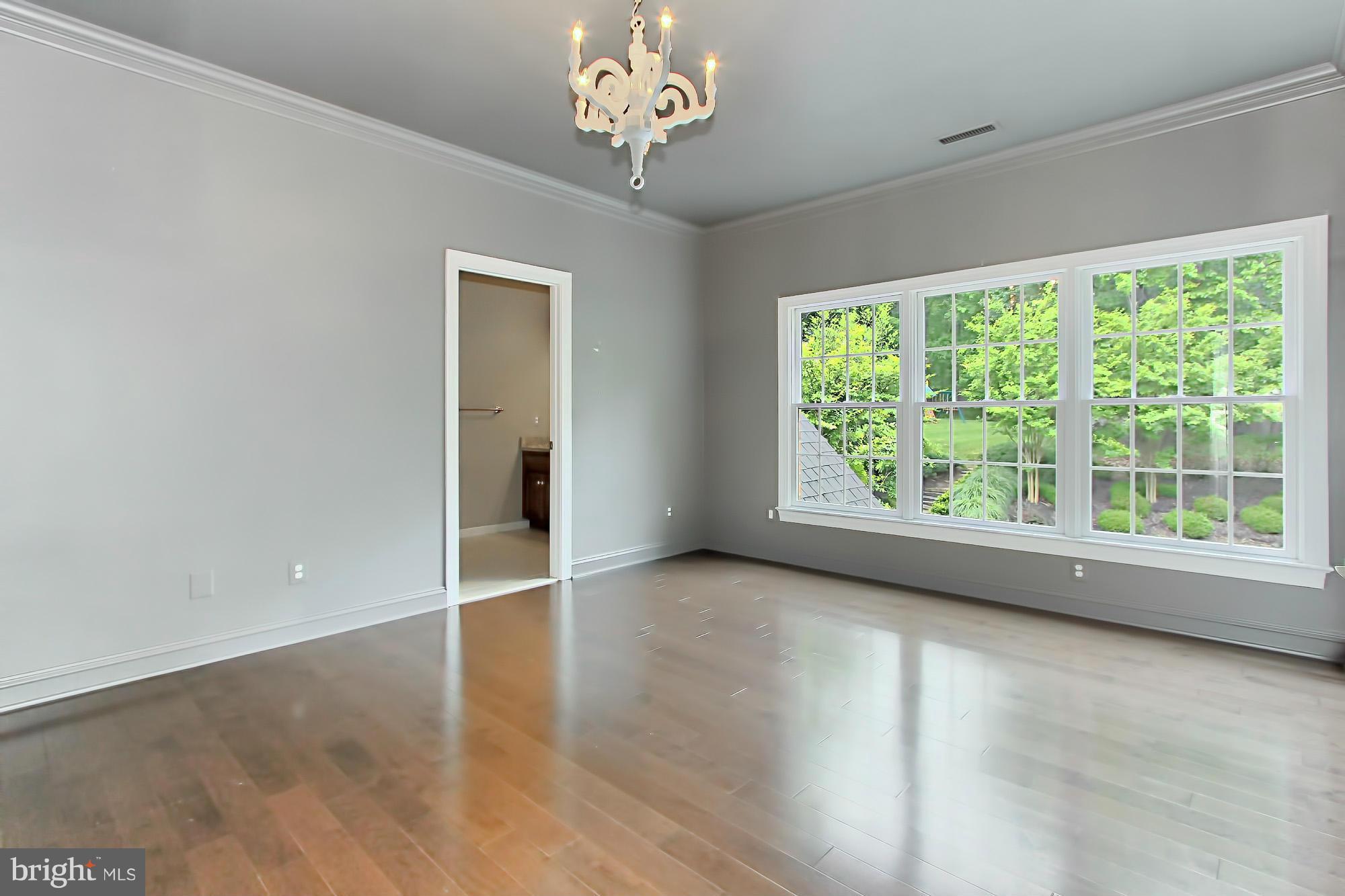 JACKSON HILLS - Residential