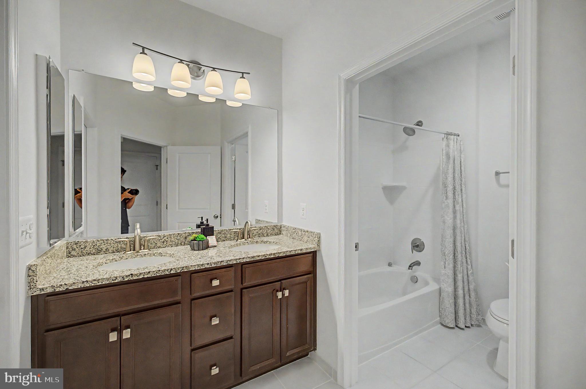 BRAMBLETON LANDBAY 3 - Residential